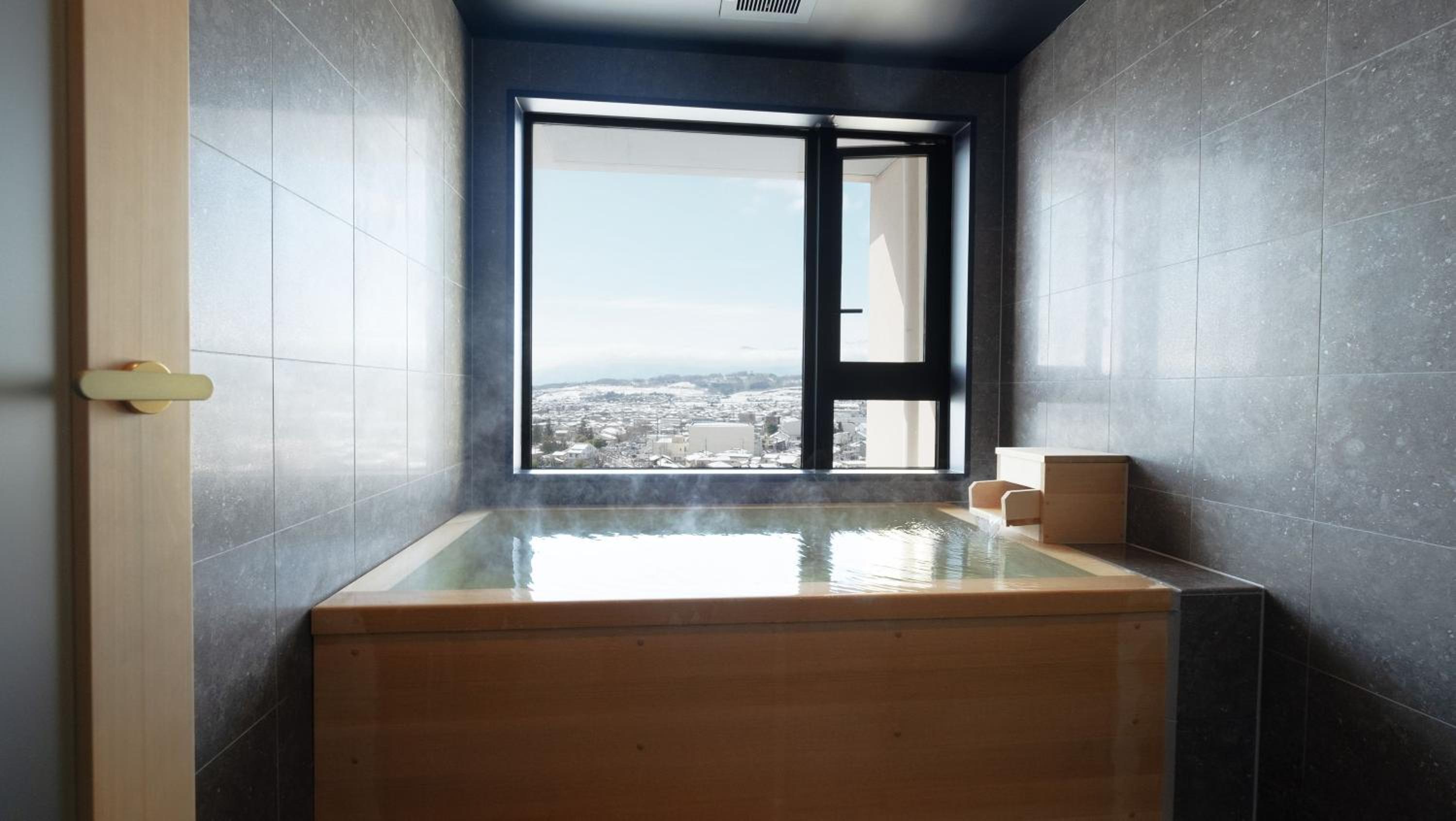 onsen hotel OMOTO