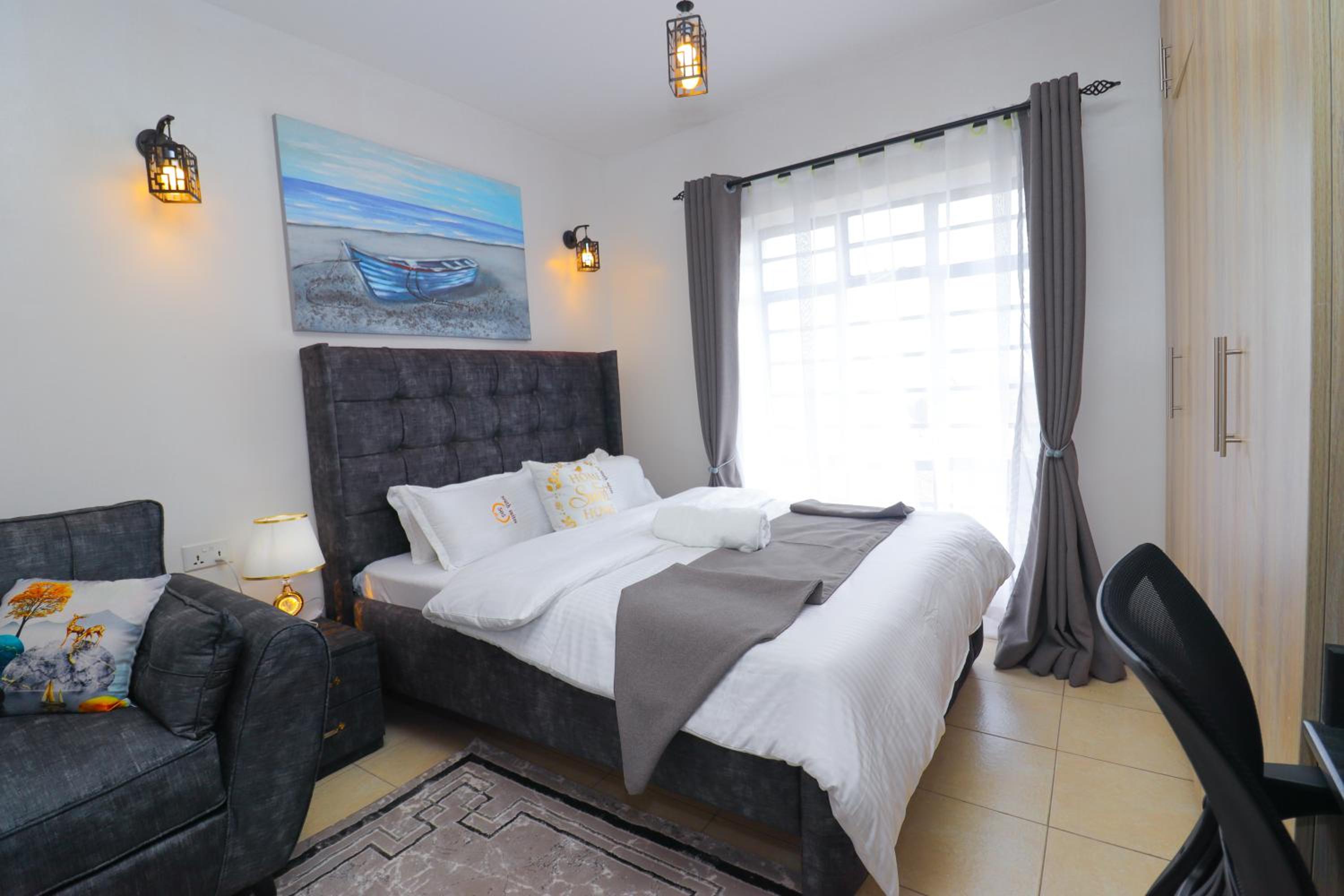 Nairobi modern studio-10mins drive to the Airport view 3