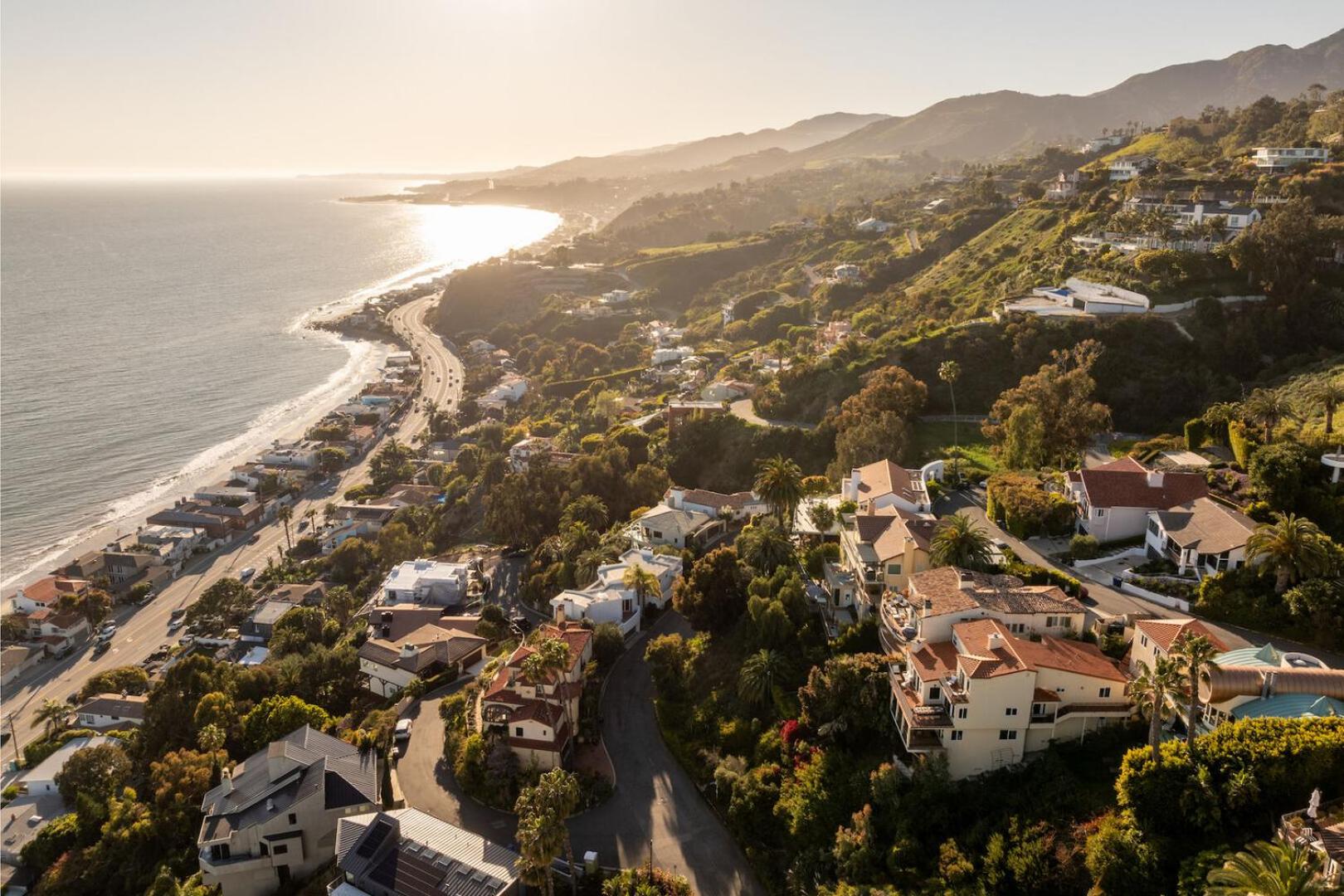 Villa Reina by Fieldtrip Majestic Ocean-View Villa in Malibu view 5