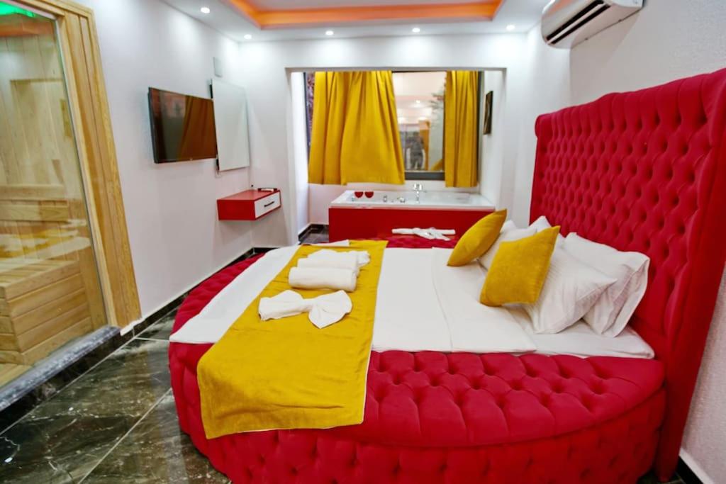 hotel room