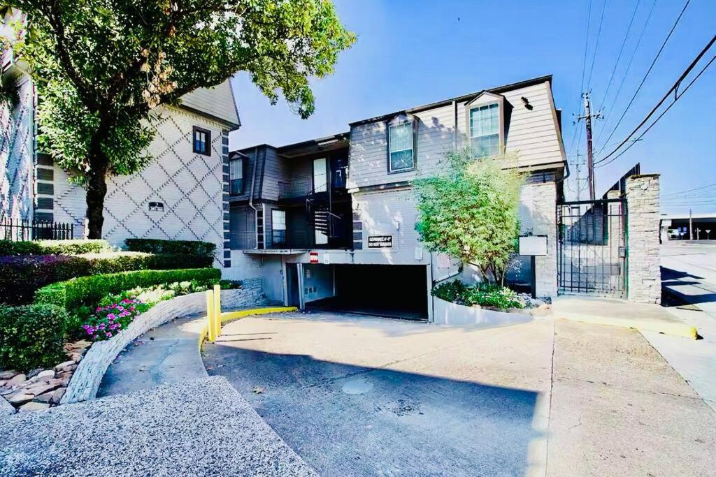 2Bedroom Near Galleria HTX! view 5