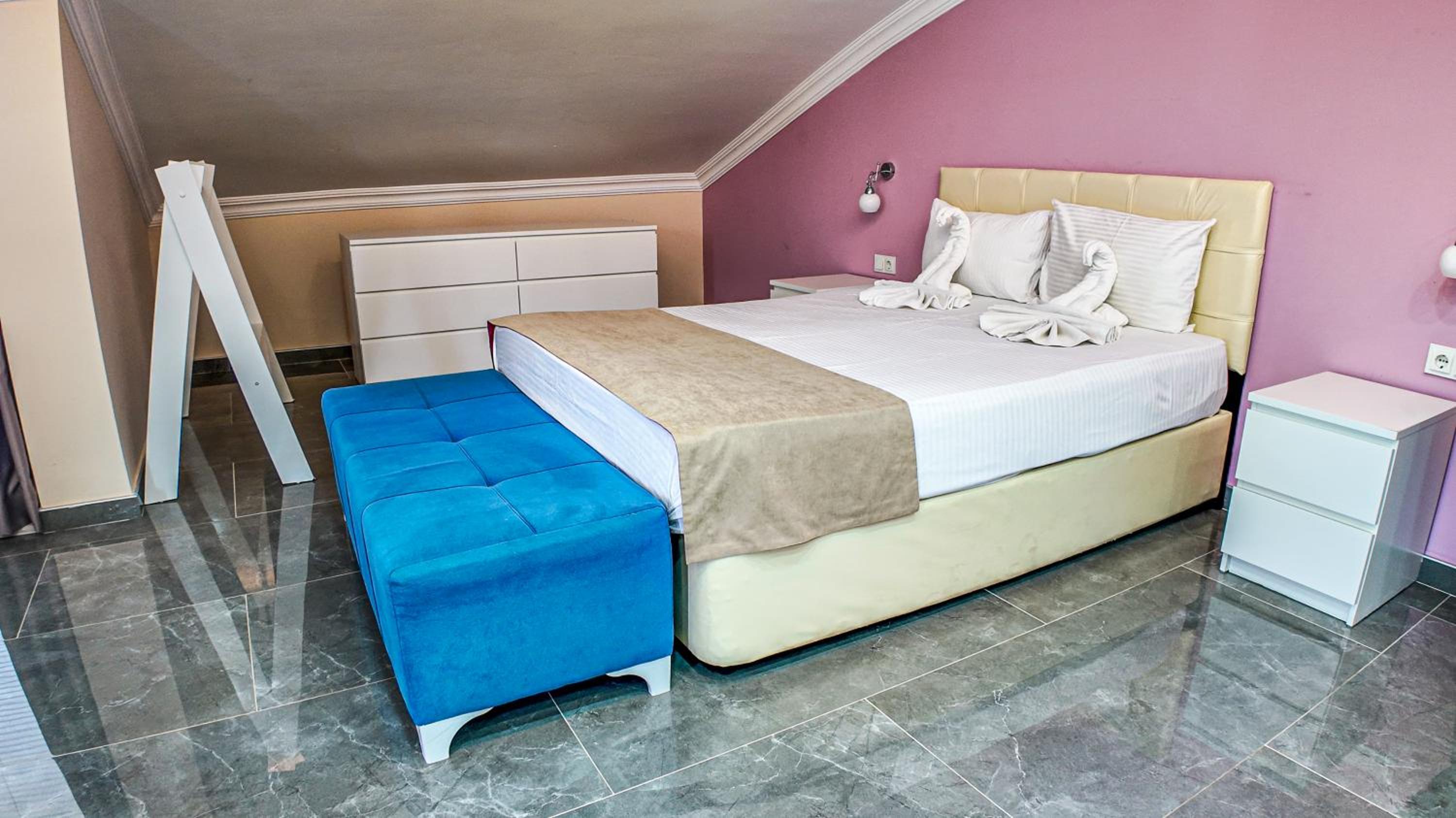 Güden-Pearl - Image 81