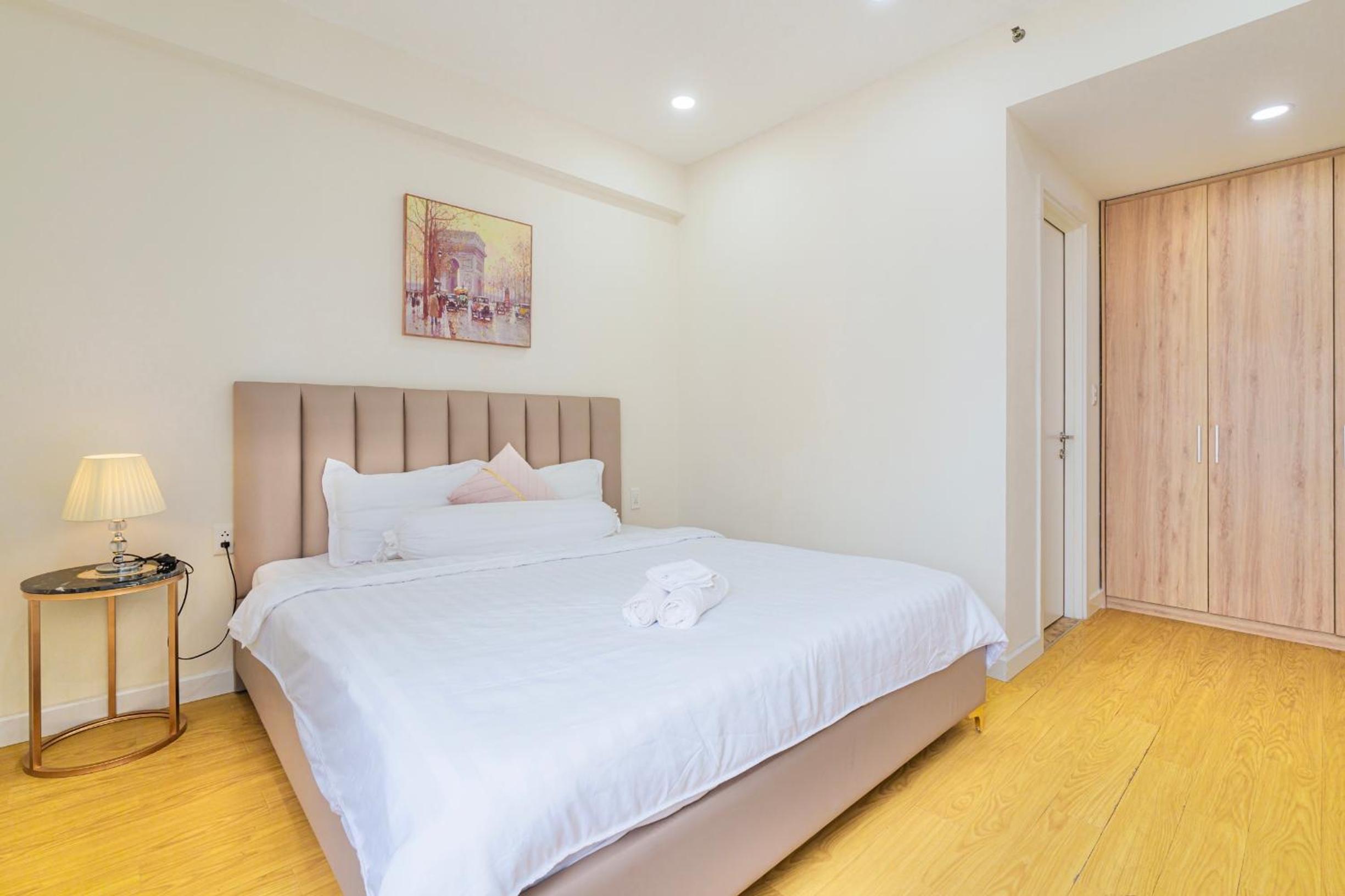 ambiHOME 3BR 2WC in Masteri Thao Dien District 2