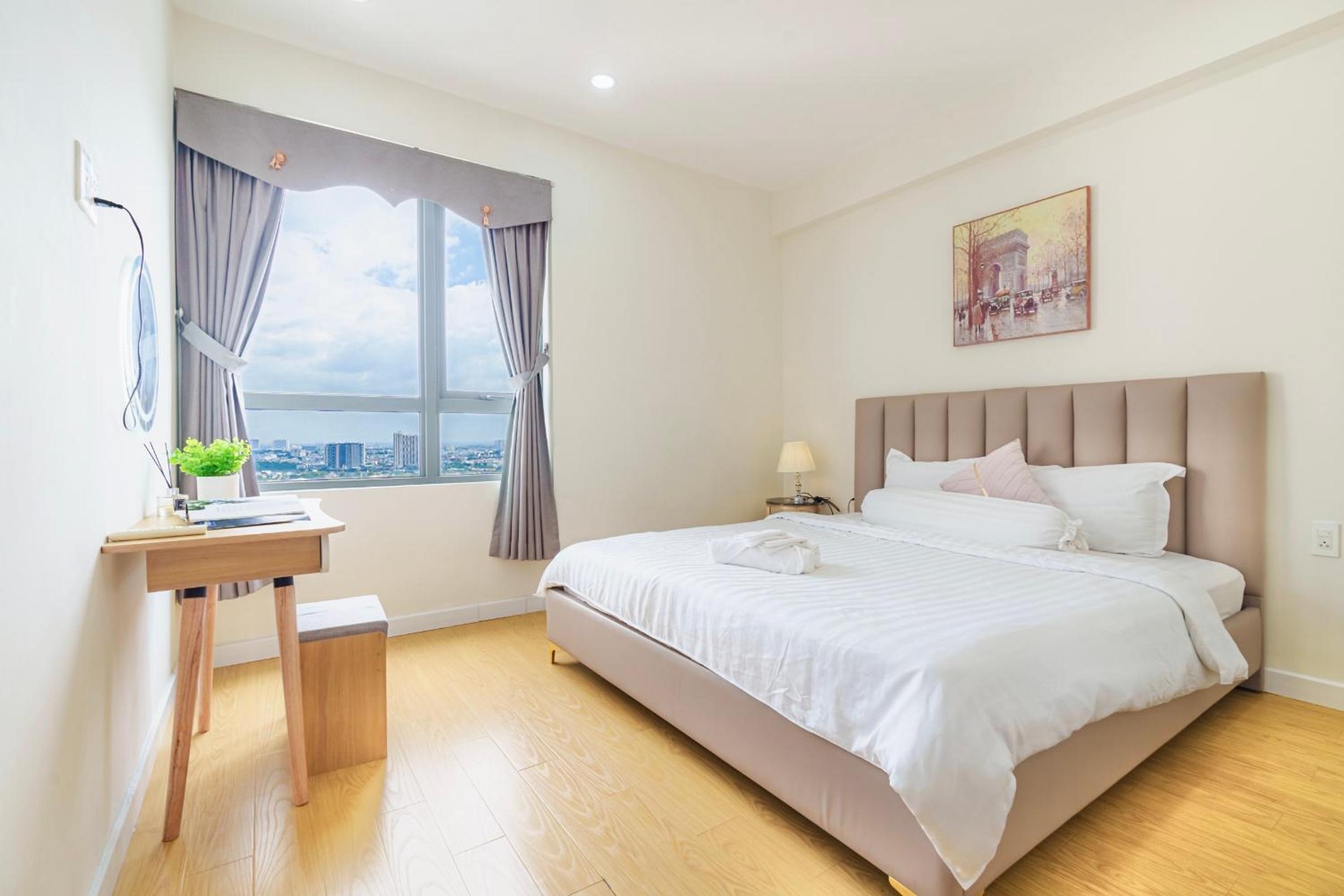 ambiHOME 3BR 2WC in Masteri Thao Dien District 2