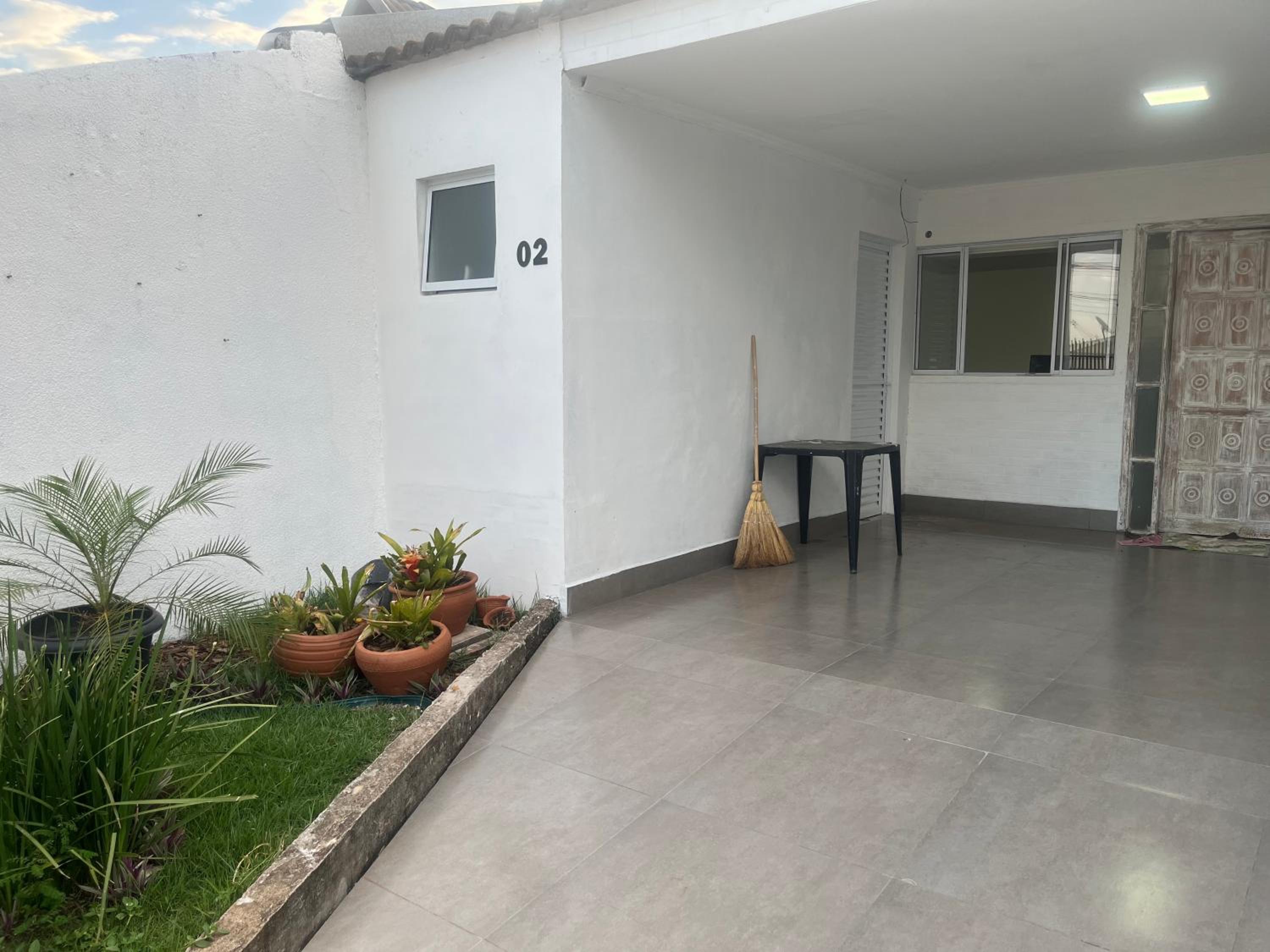 Suite independente condomínio cidade Moncoes