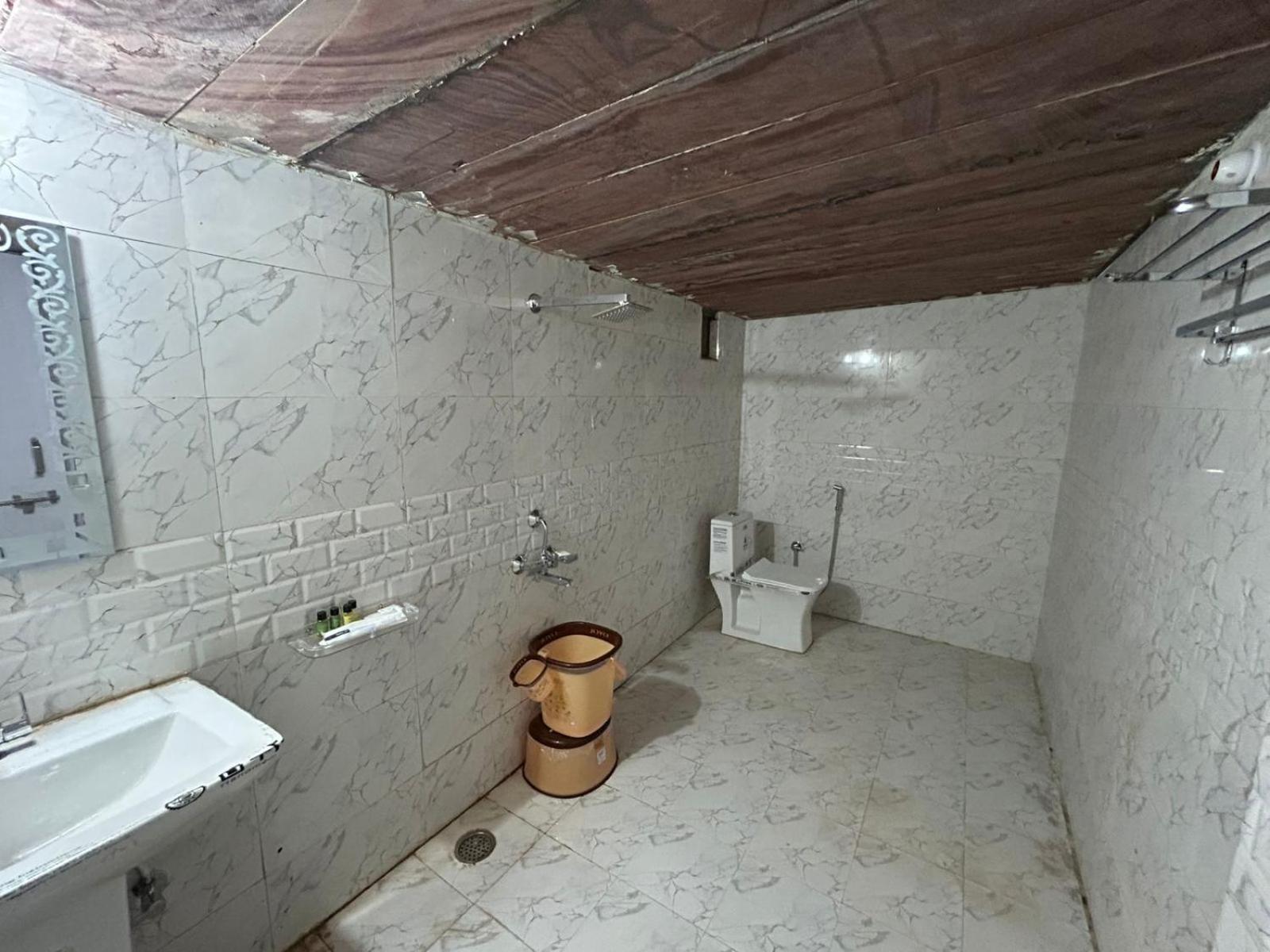 Photo 32