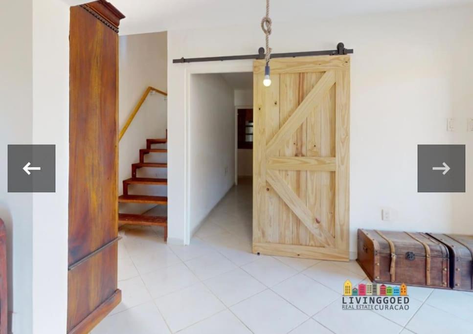 Private Villa with 4 bedrooms and 3 bathrooms