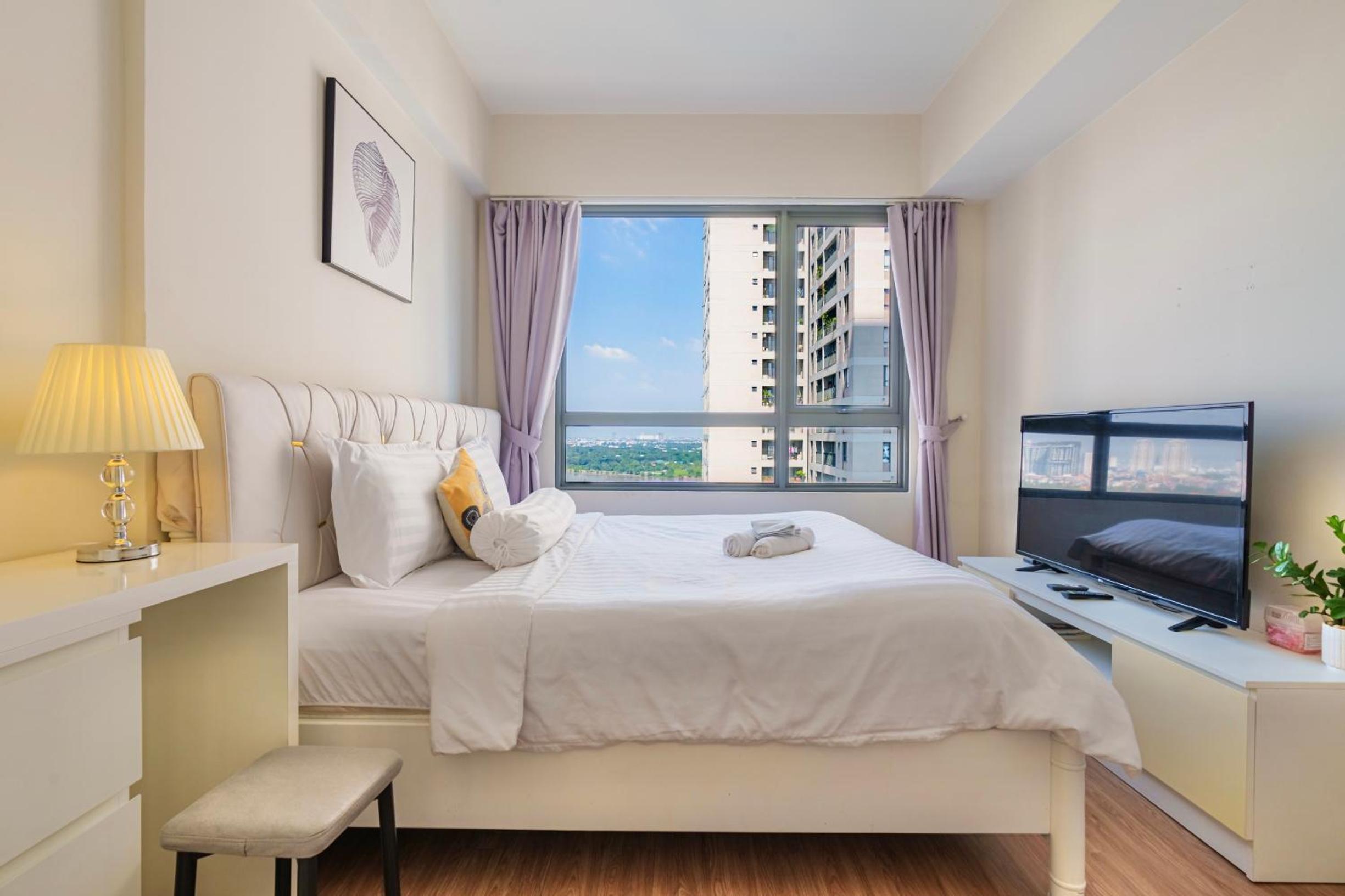 ambiHOME 3BR 2WC in Masteri Thao Dien District 2
