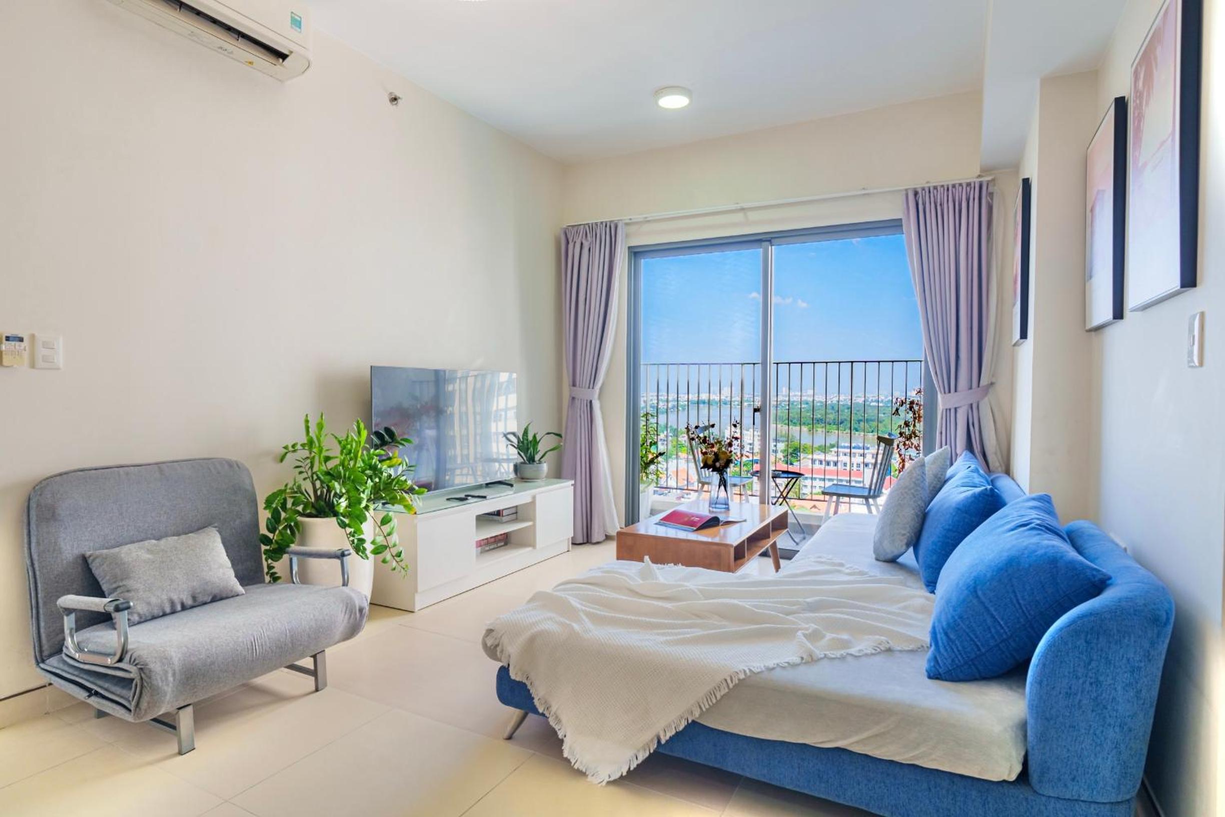 ambiHOME 3BR 2WC in Masteri Thao Dien District 2