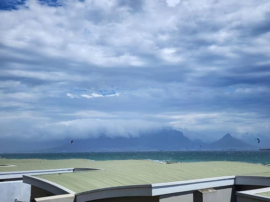 Dolphin beach Apartment -Kite beach view 5