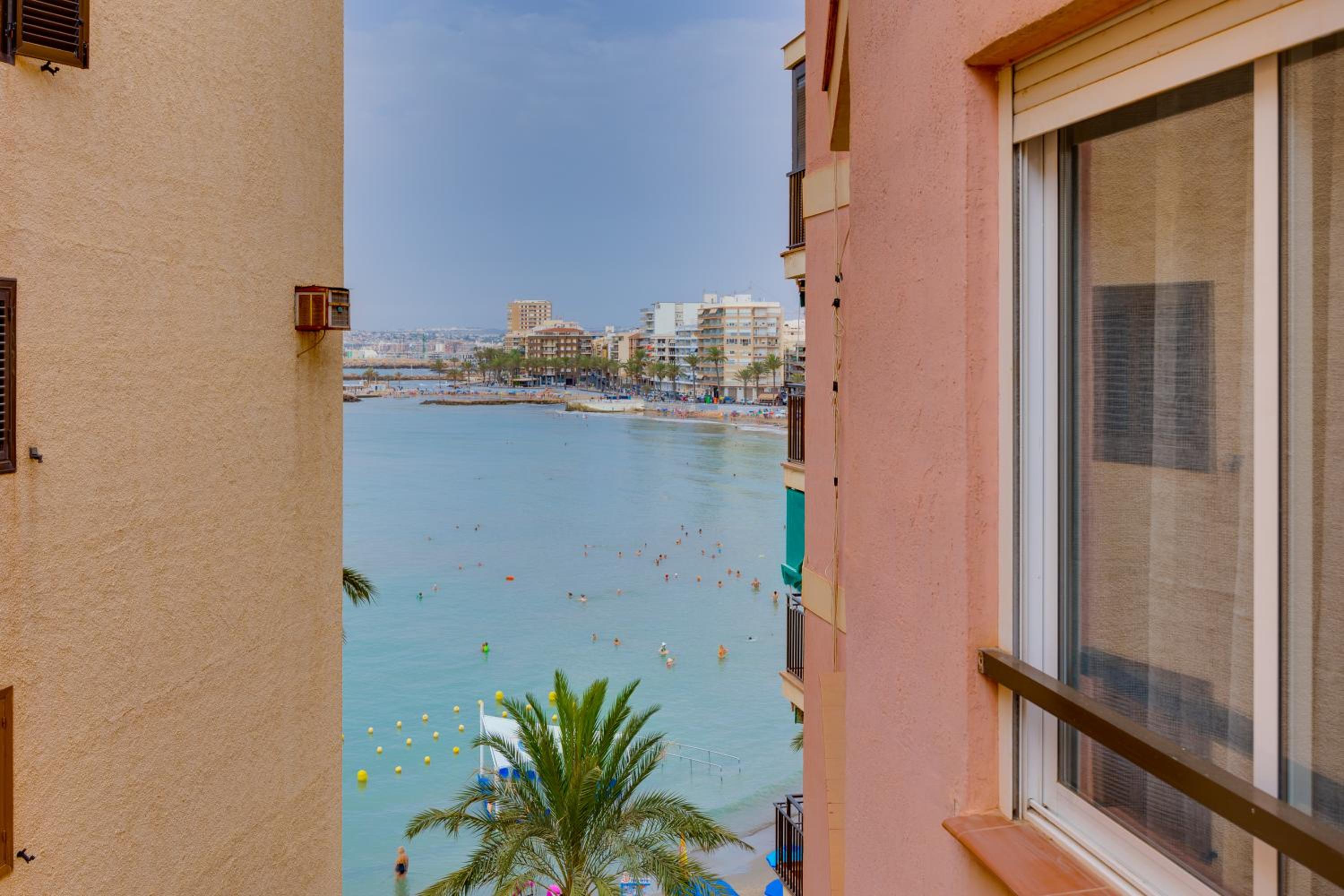 Sea view kuxury apartment