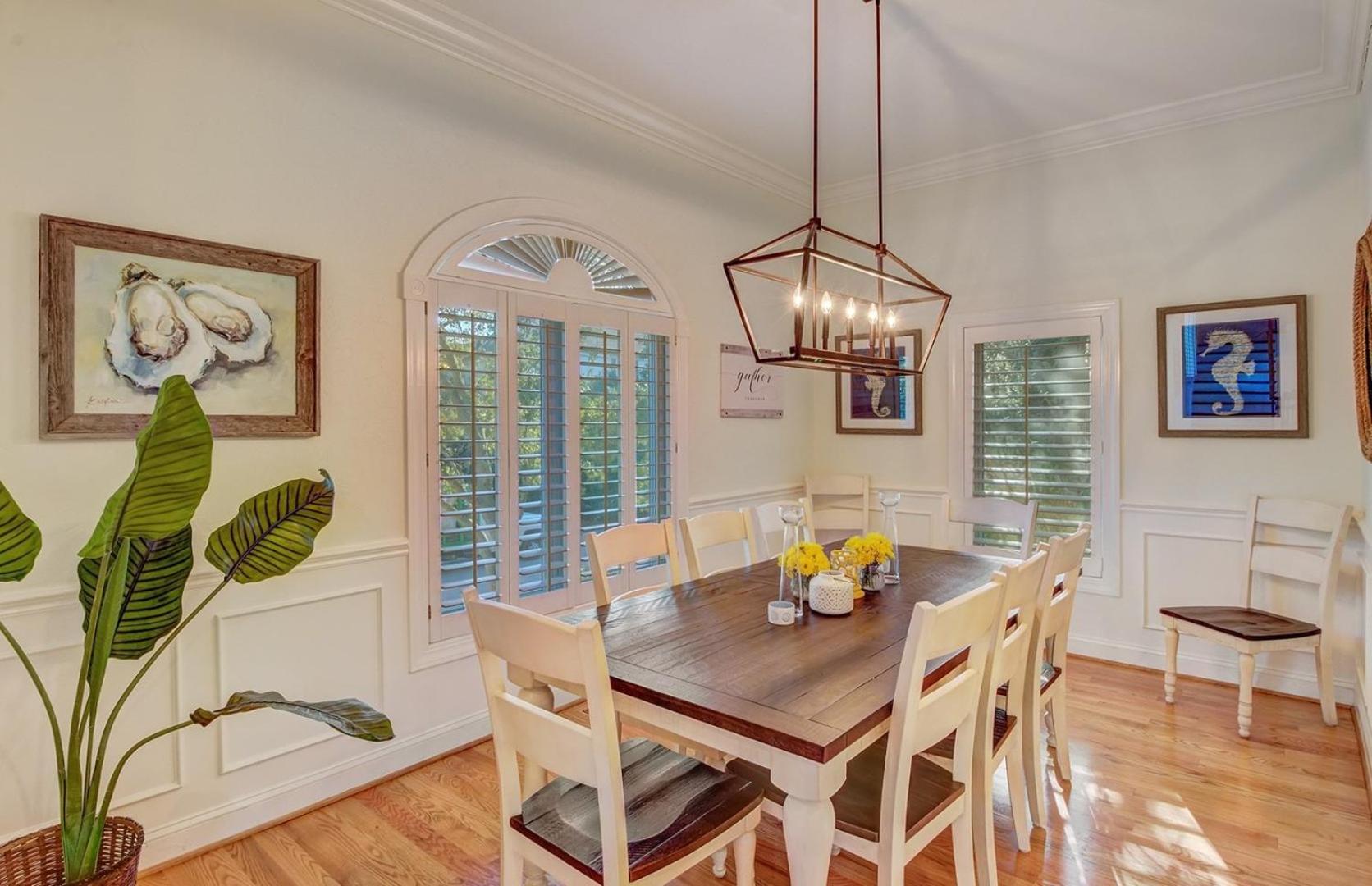 28 Beachwood West by AvantStay Close to Beach Multiple Decks Private Pool
