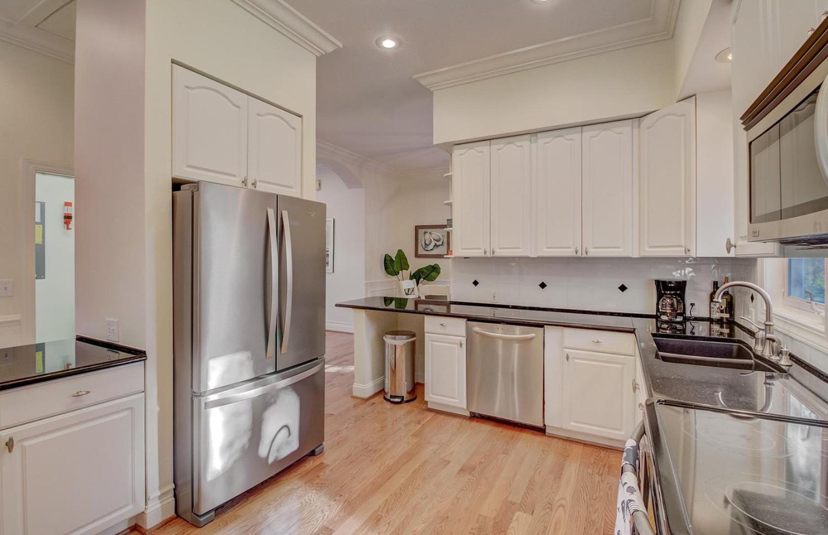 28 Beachwood West by AvantStay Close to Beach Multiple Decks Private Pool