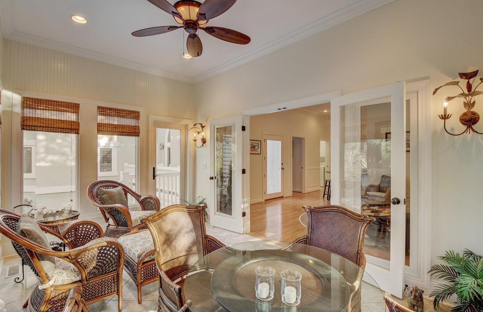 28 Beachwood West by AvantStay Close to Beach Multiple Decks Private Pool