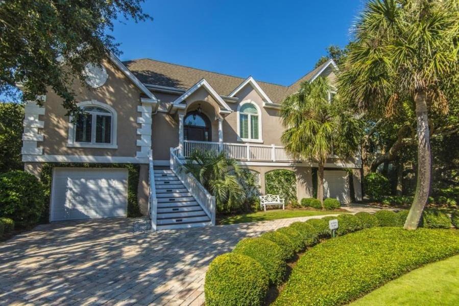 28 Beachwood West by AvantStay Close to Beach Multiple Decks Private Pool
