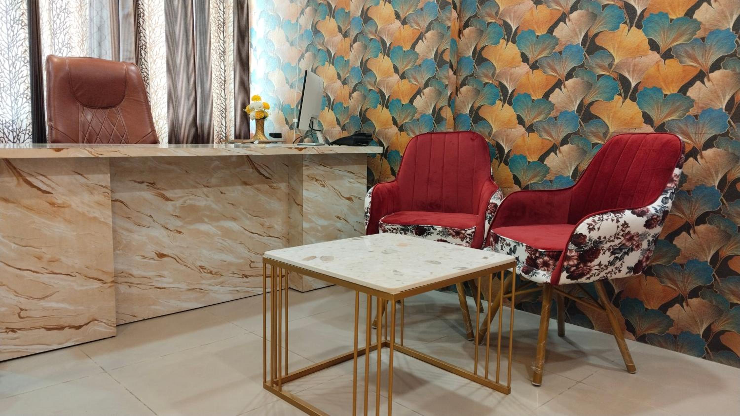 AK Royal Guest House Service Greater Noida West