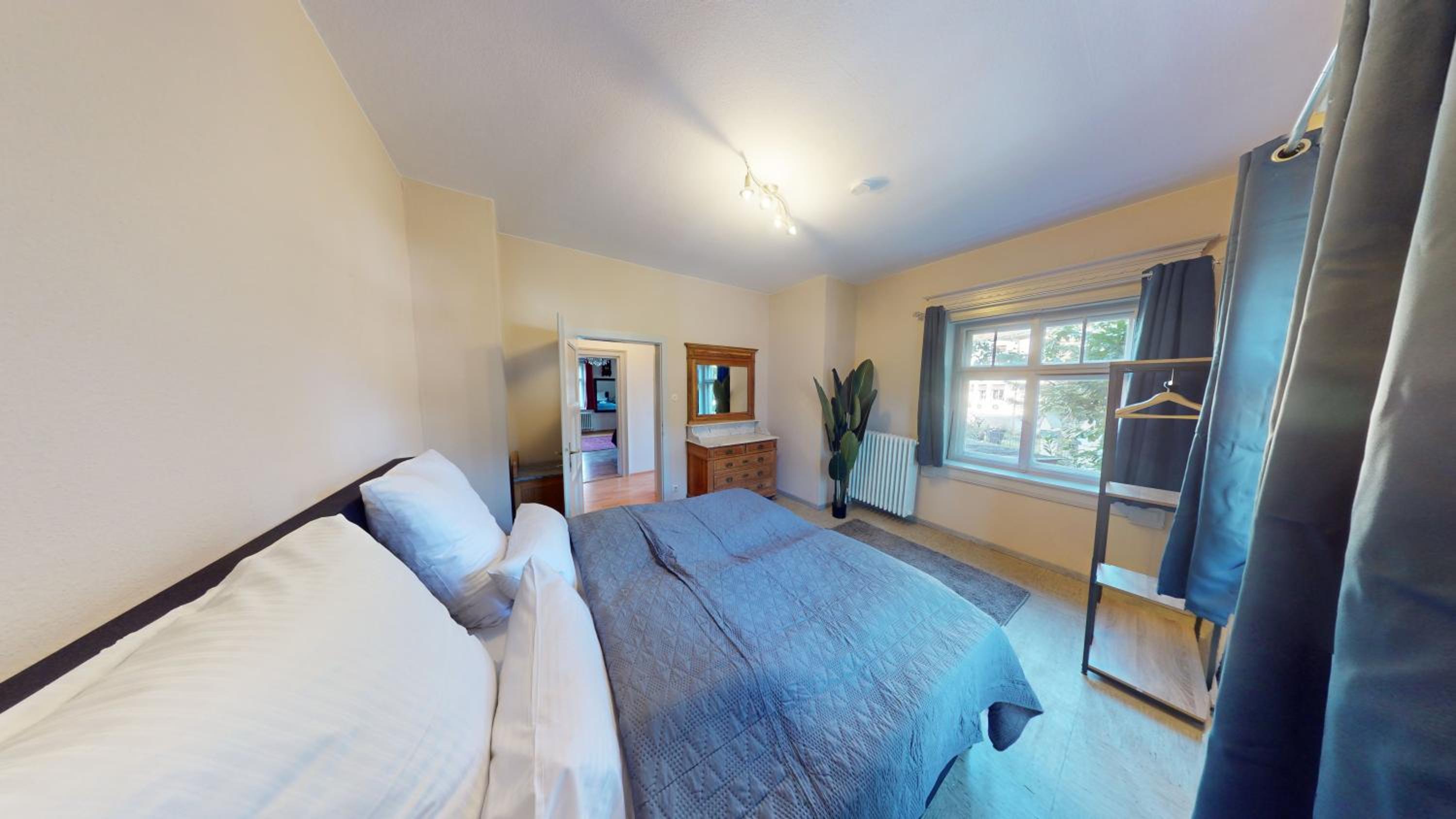 CROWN LIVING Villa Schillerstraße Dornbirn - Historisches Wohnen, nostaltigsches Apartment, ideal für Feriengäste und Geschäftsreisende, Parkplatz, zentrum