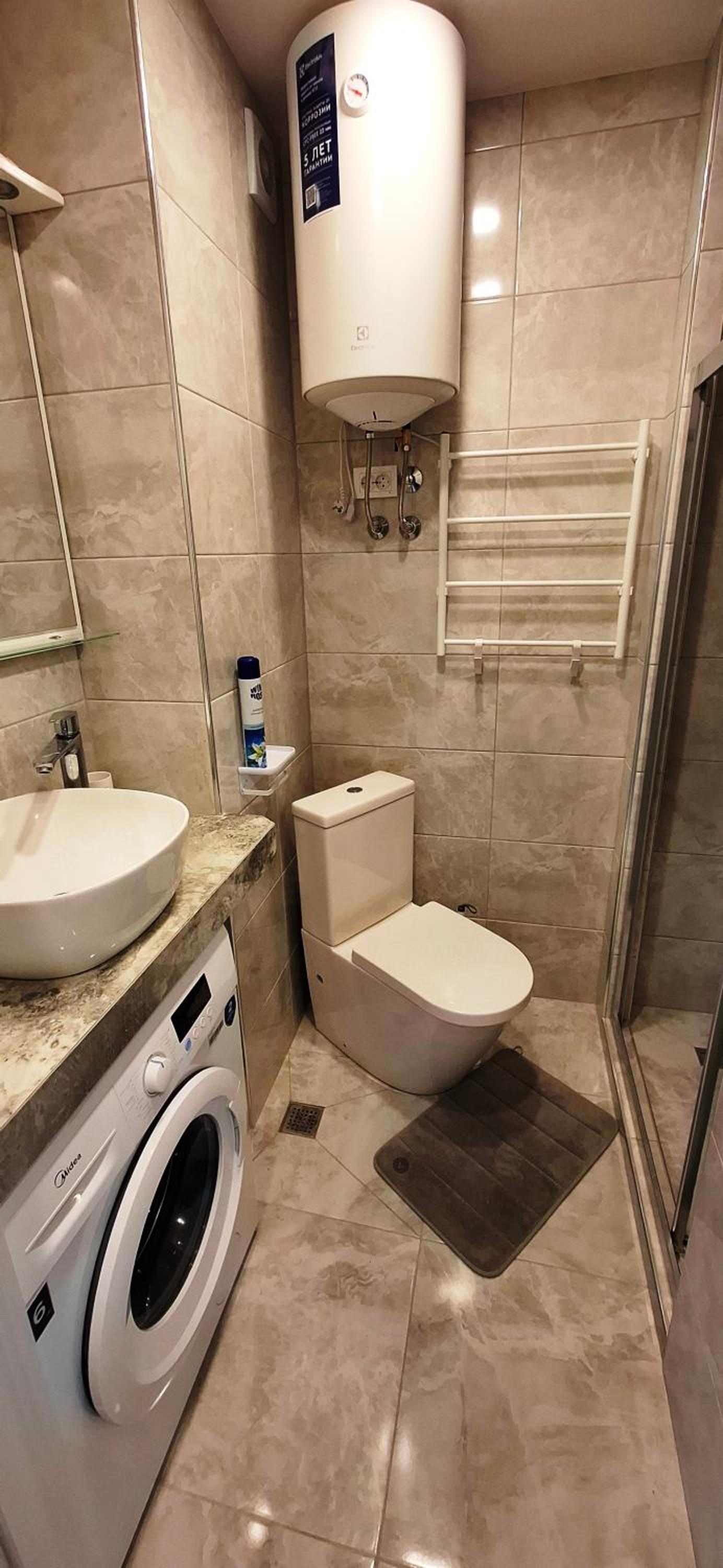 Photo 18