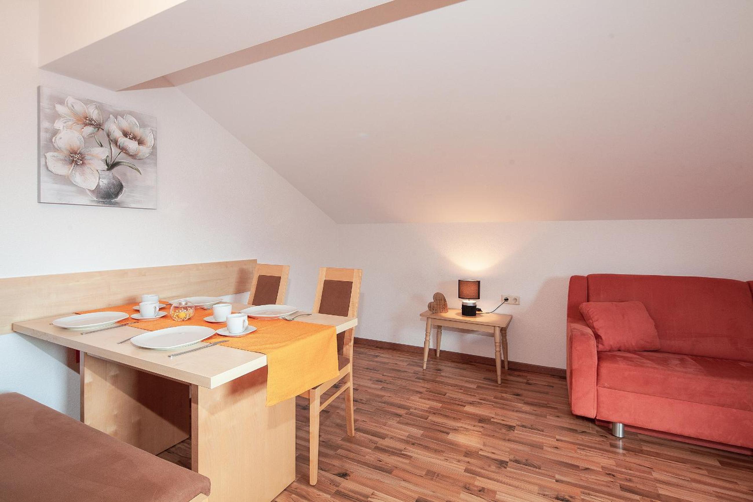 HOLIDAY Apartments