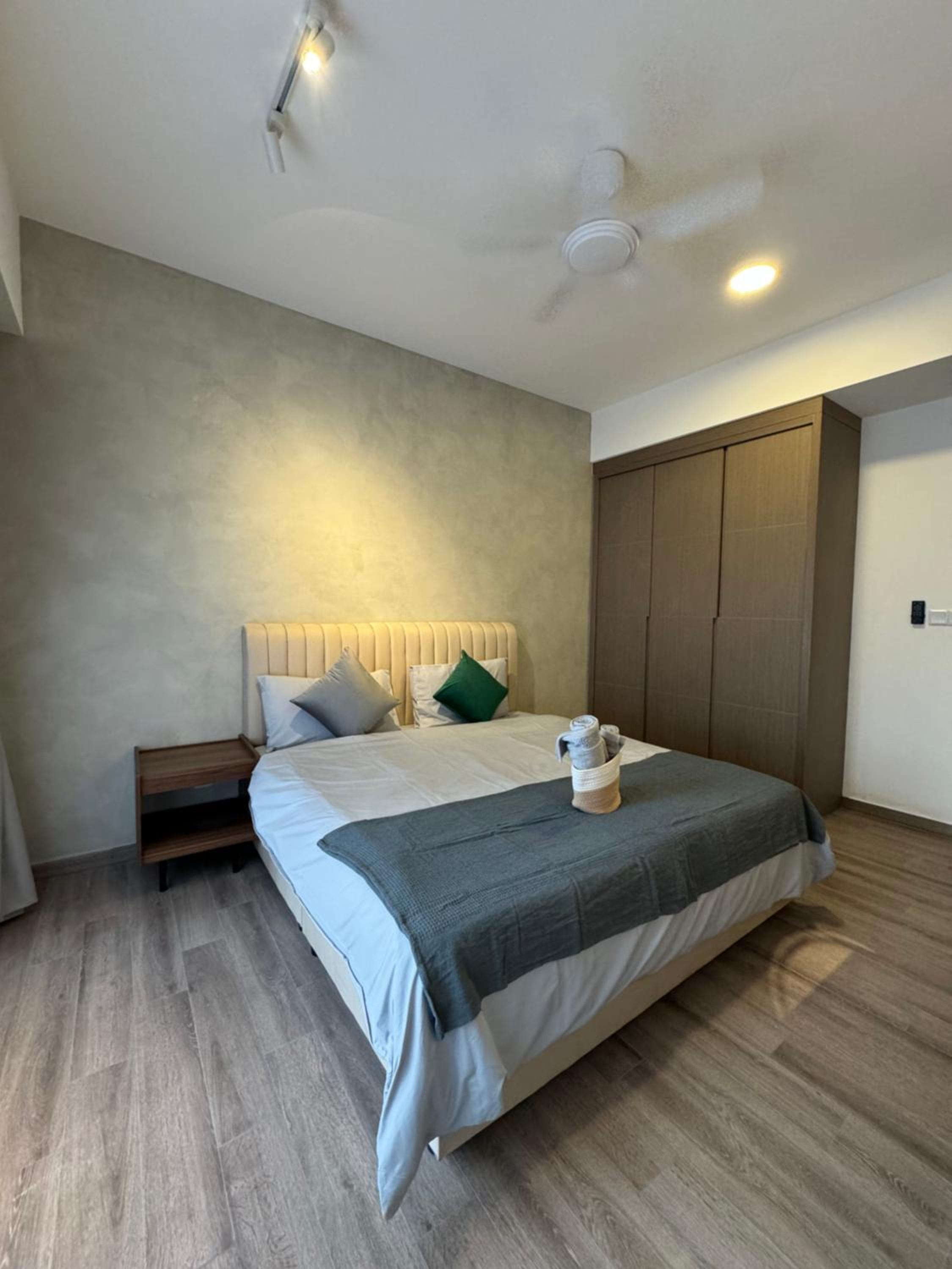 Agile Lux Suites KL