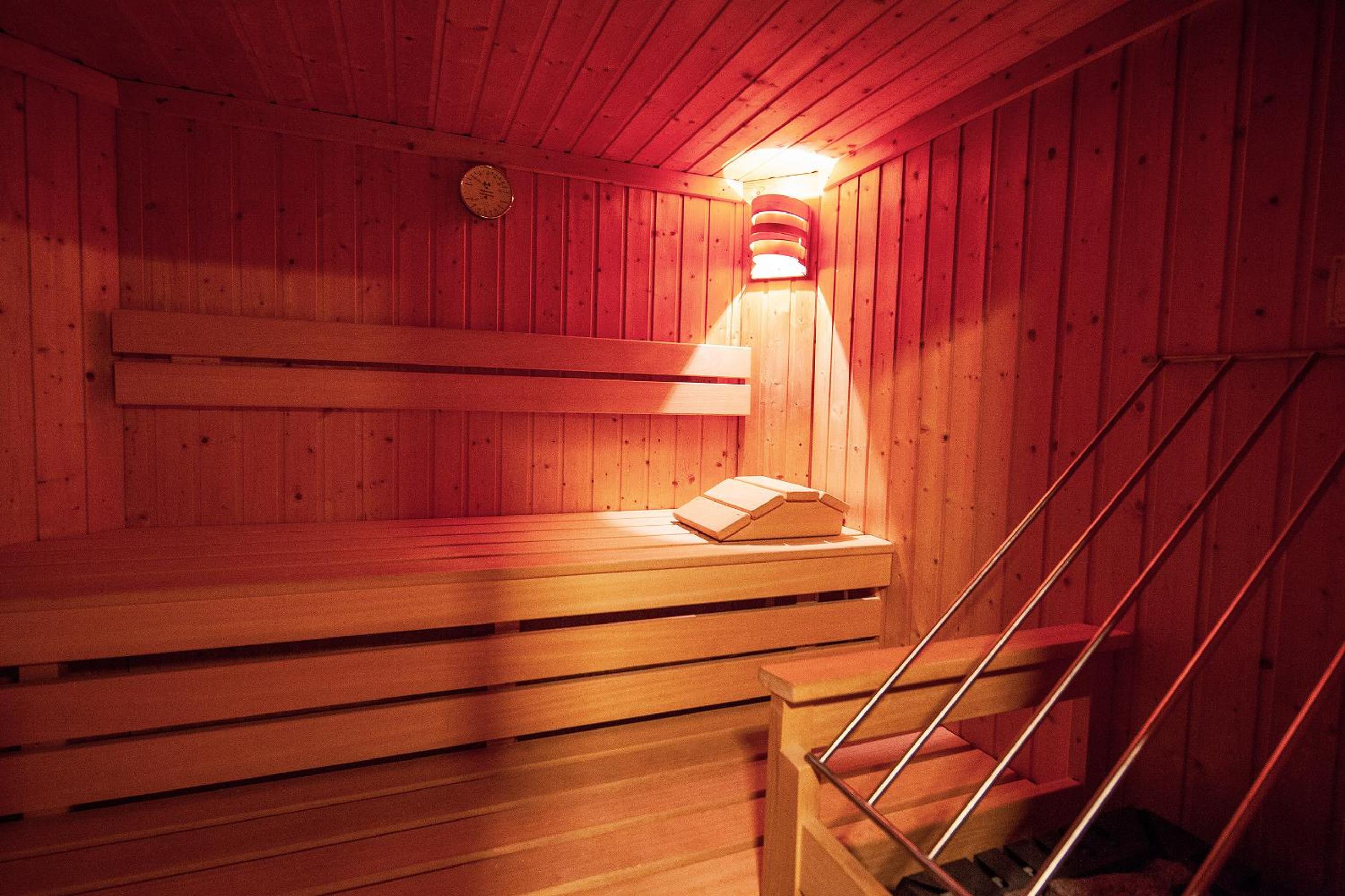 HOLIDAY Apartments