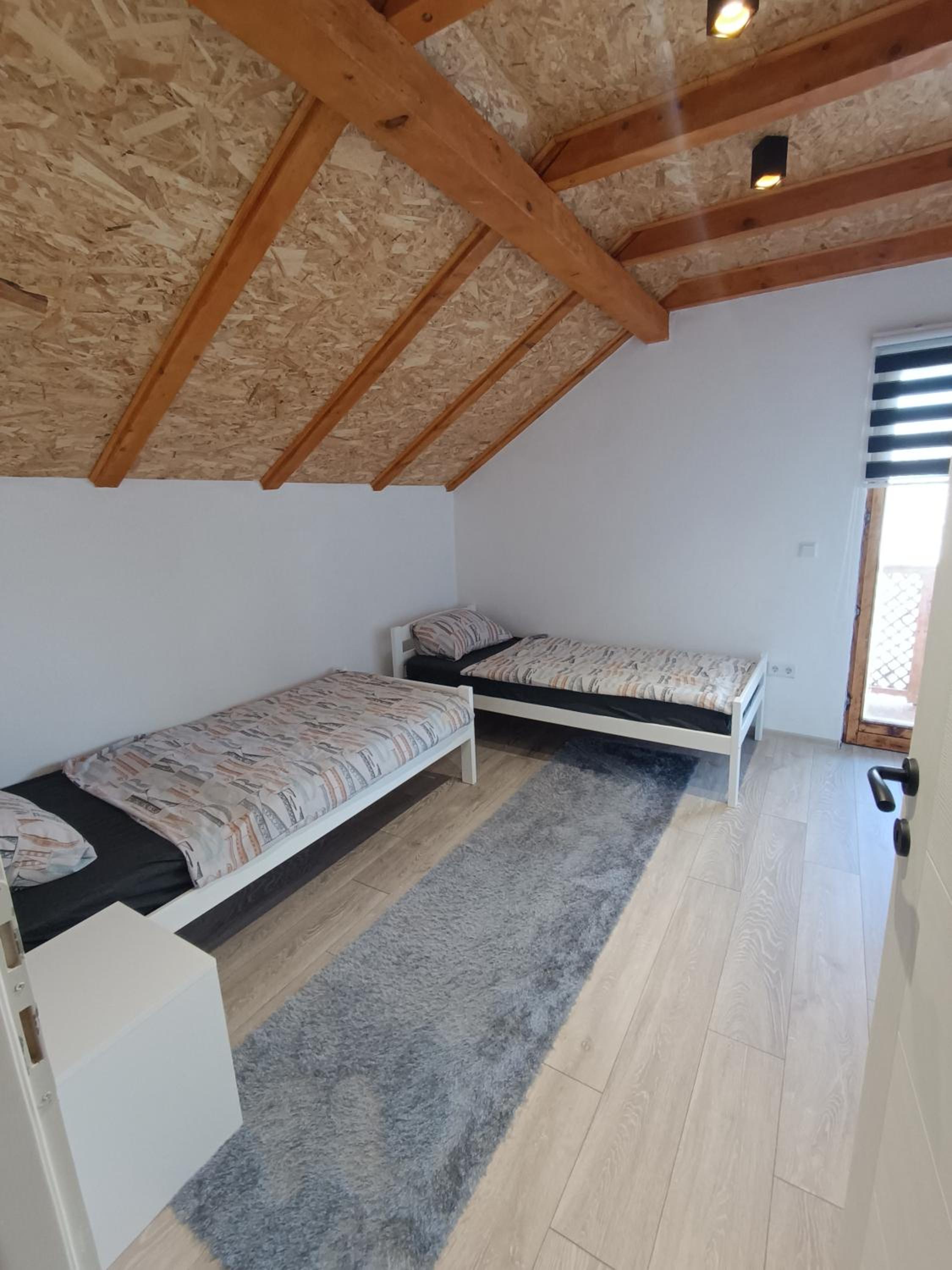 Tranquil Retreat - 