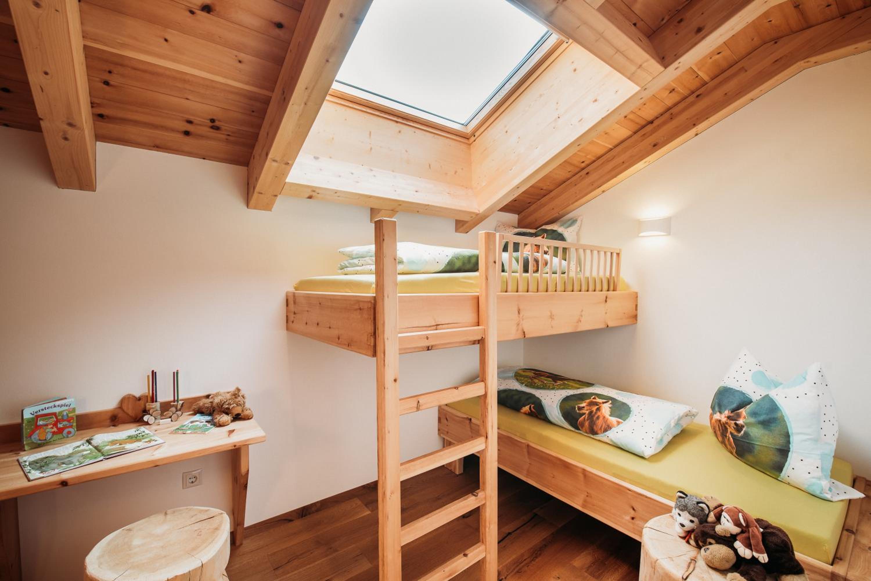 Großkarnaiderhof Ferienwohnungen-Bauernhof-Dolomiten-Natur Pur