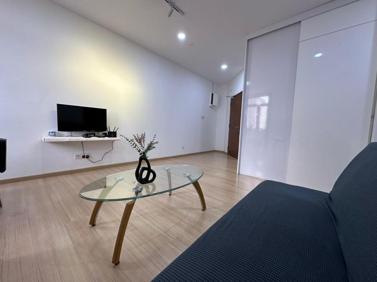 Netflix Studio Seaview 118Island Plaza photo 2