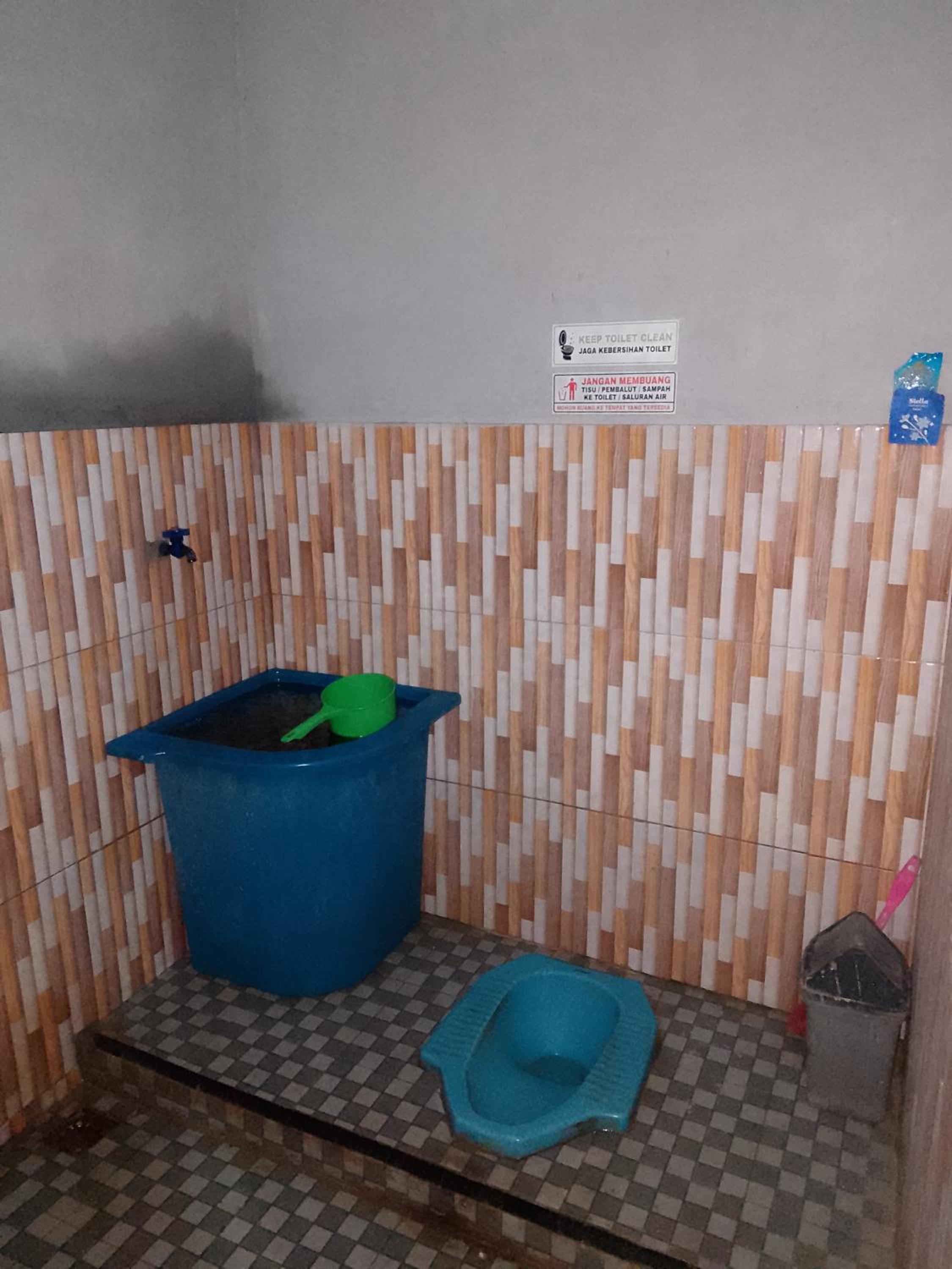 Hostel TMJ