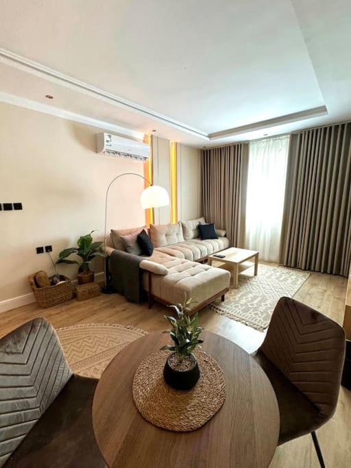 Modern & Cozy Apartment - Malqa — photo 15