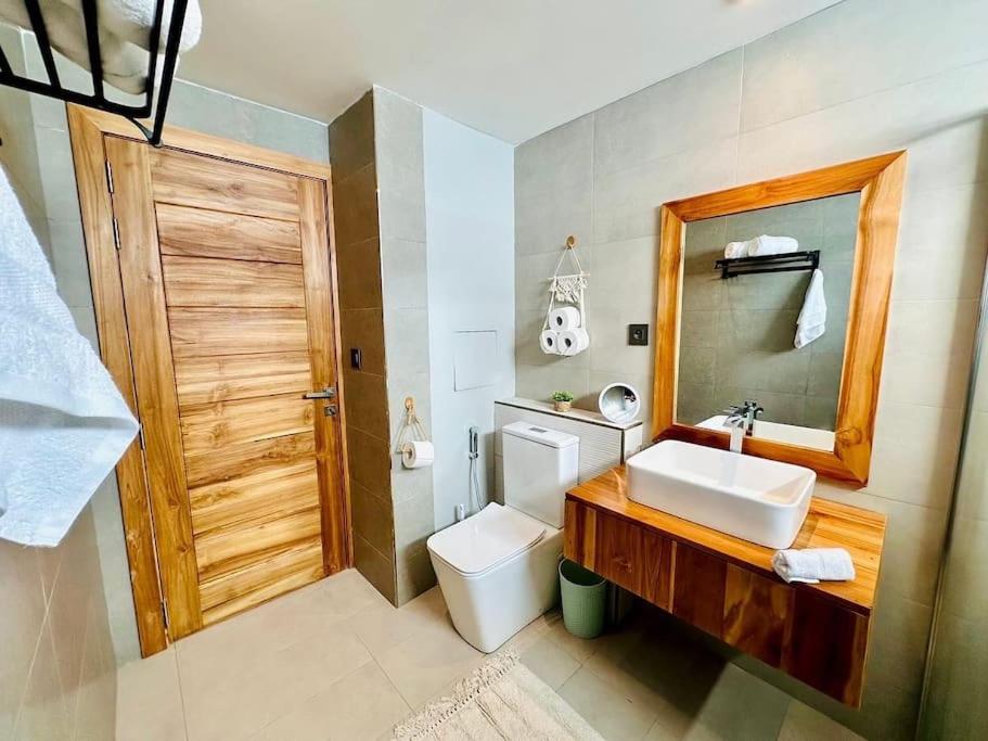 Island Breeze Apartment