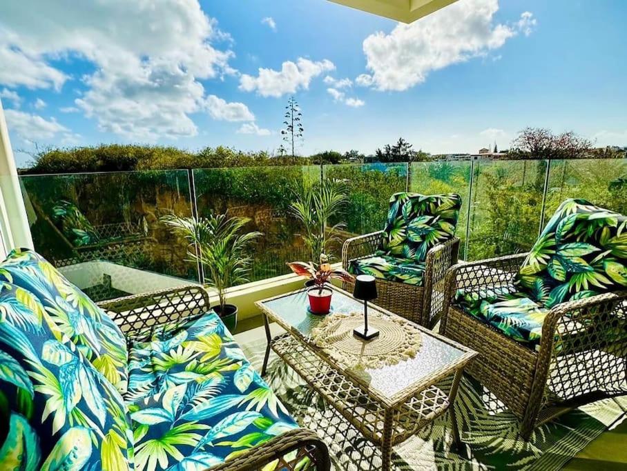 Island Breeze Apartment