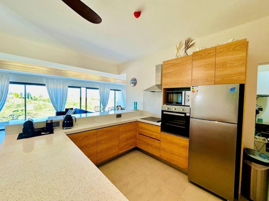 Island Breeze Apartment