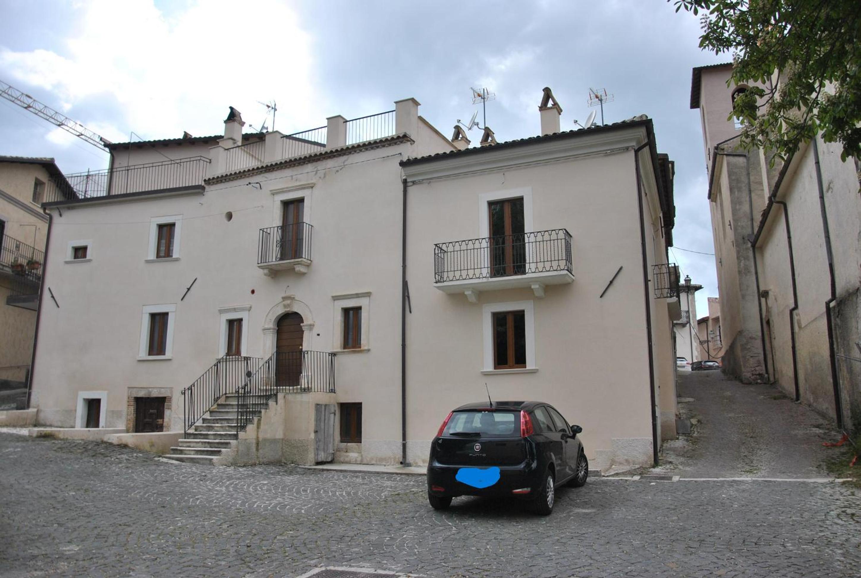 Photo 35