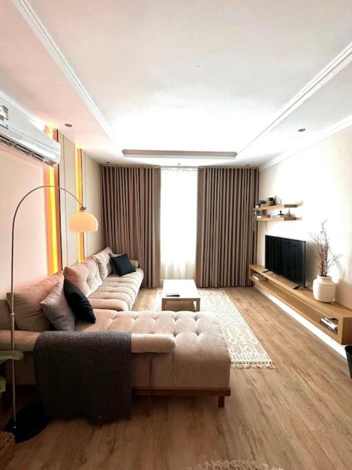 Modern & Cozy Apartment - Malqa