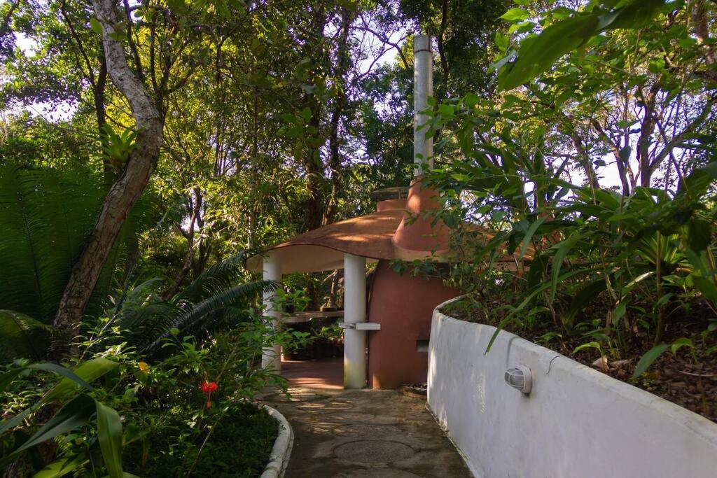 Postal do Farol 20min centro em Condomínio de Luxo
