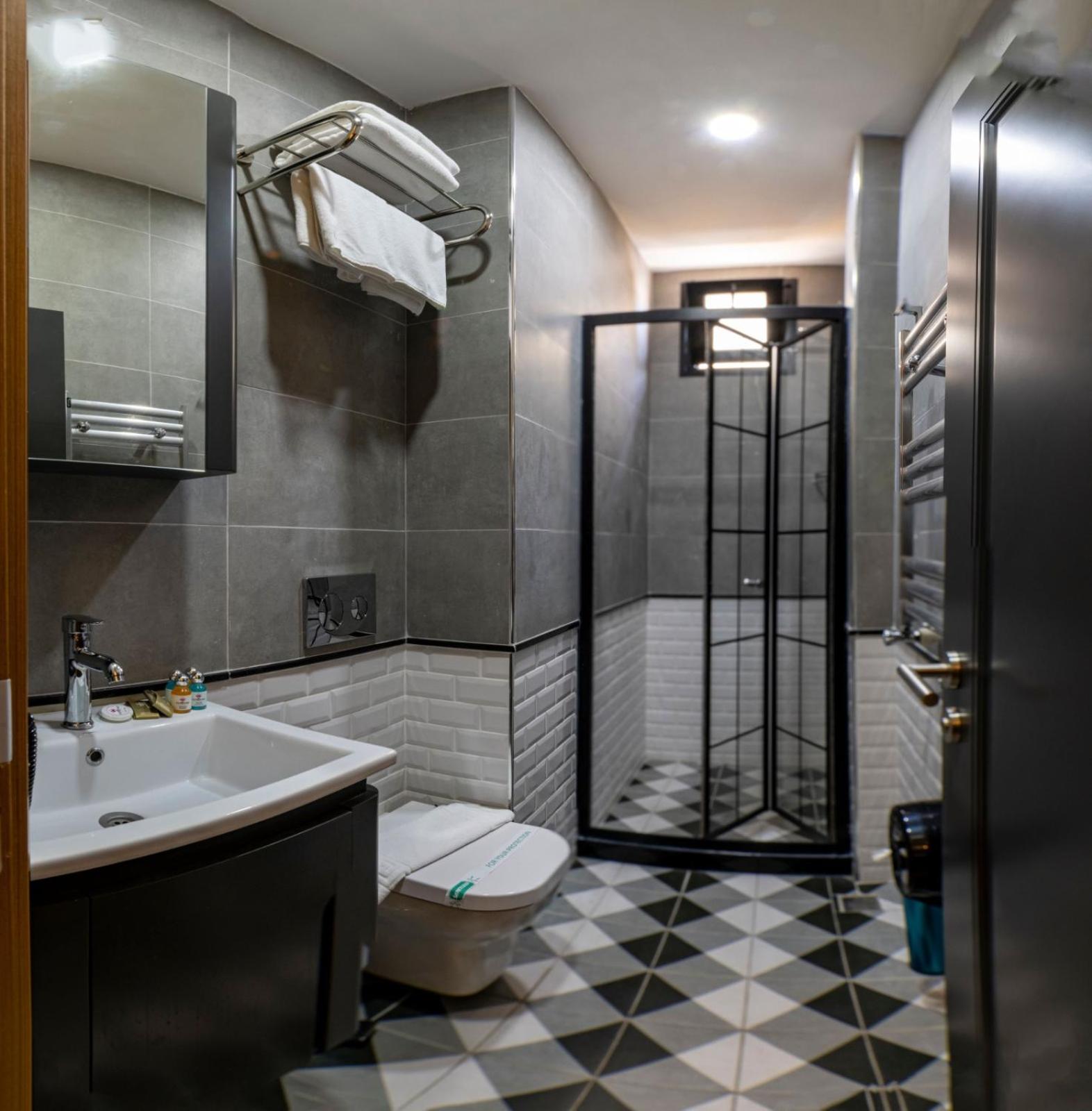 Confores Otel - Image 53