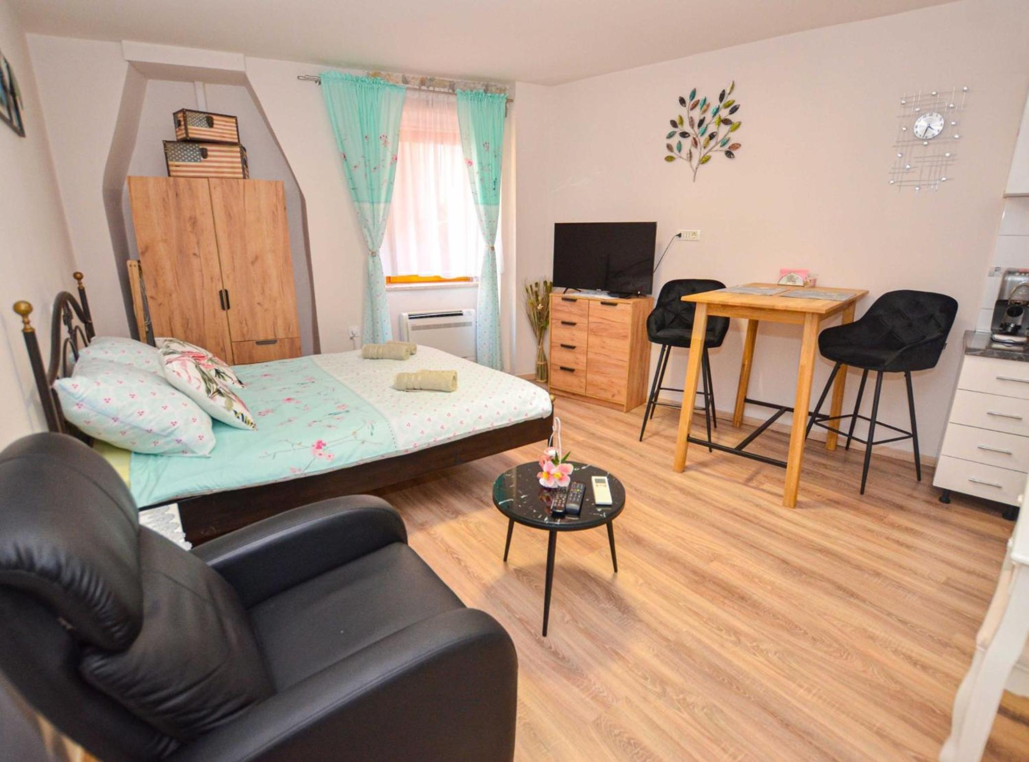 Charming Studio in the Heart of Rovinj, Steps from Carera Street view 3