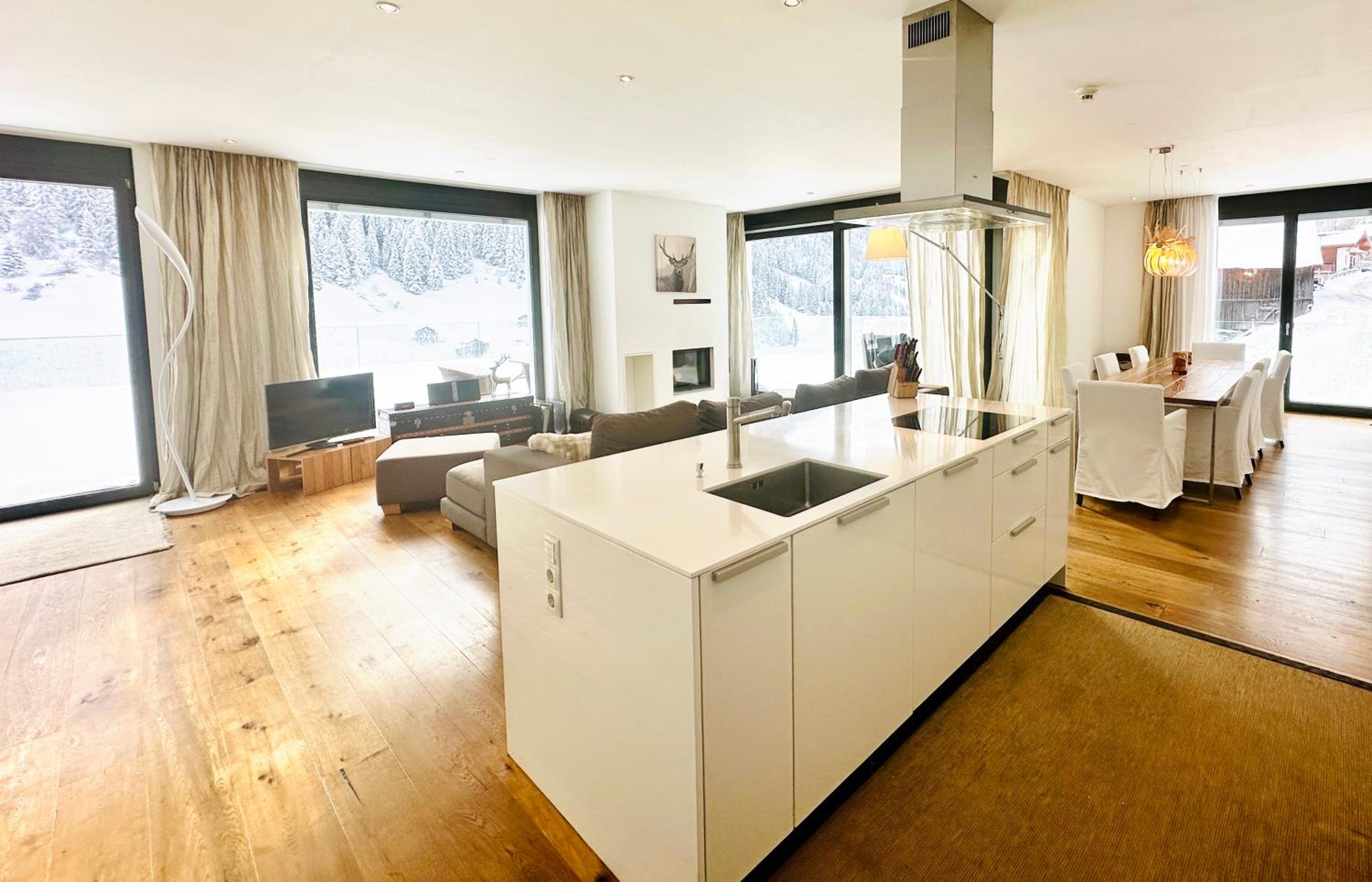 Schooren des Alpes Luxury Penthouses & Apartments with SPA & Pools close Ischgl view 2