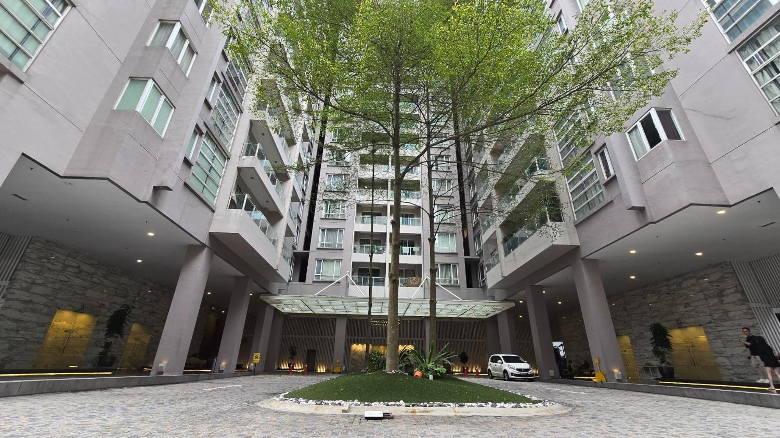 Bintang Goldhill Near TRX & Pavilion Mall,MRT,KL By Proplet