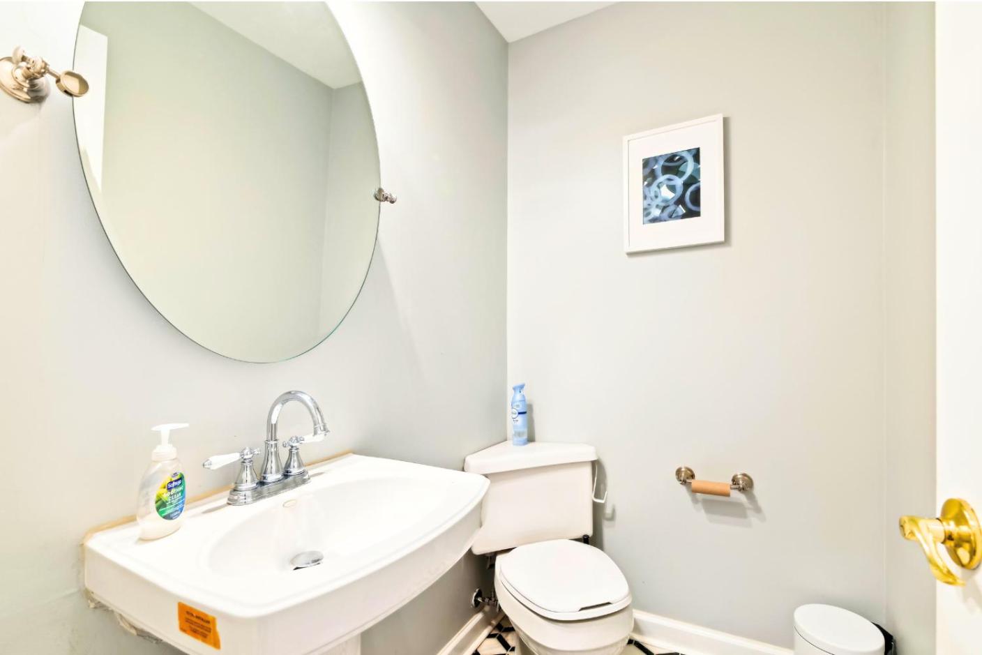 Federal Hill Inner Harbor Lux Retreat, Sleeps 6 - Property Image 13