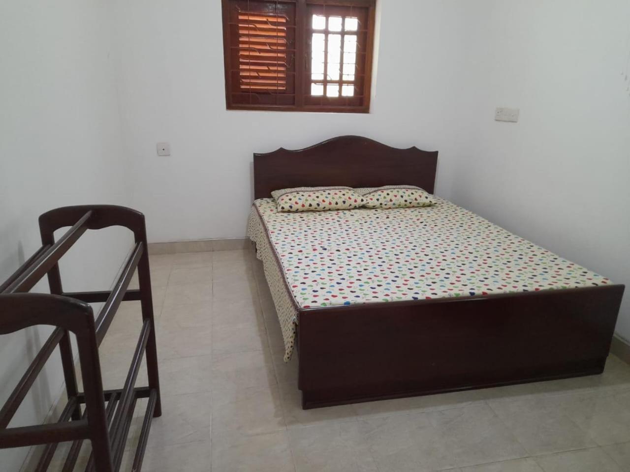 Hostal Gang view 4