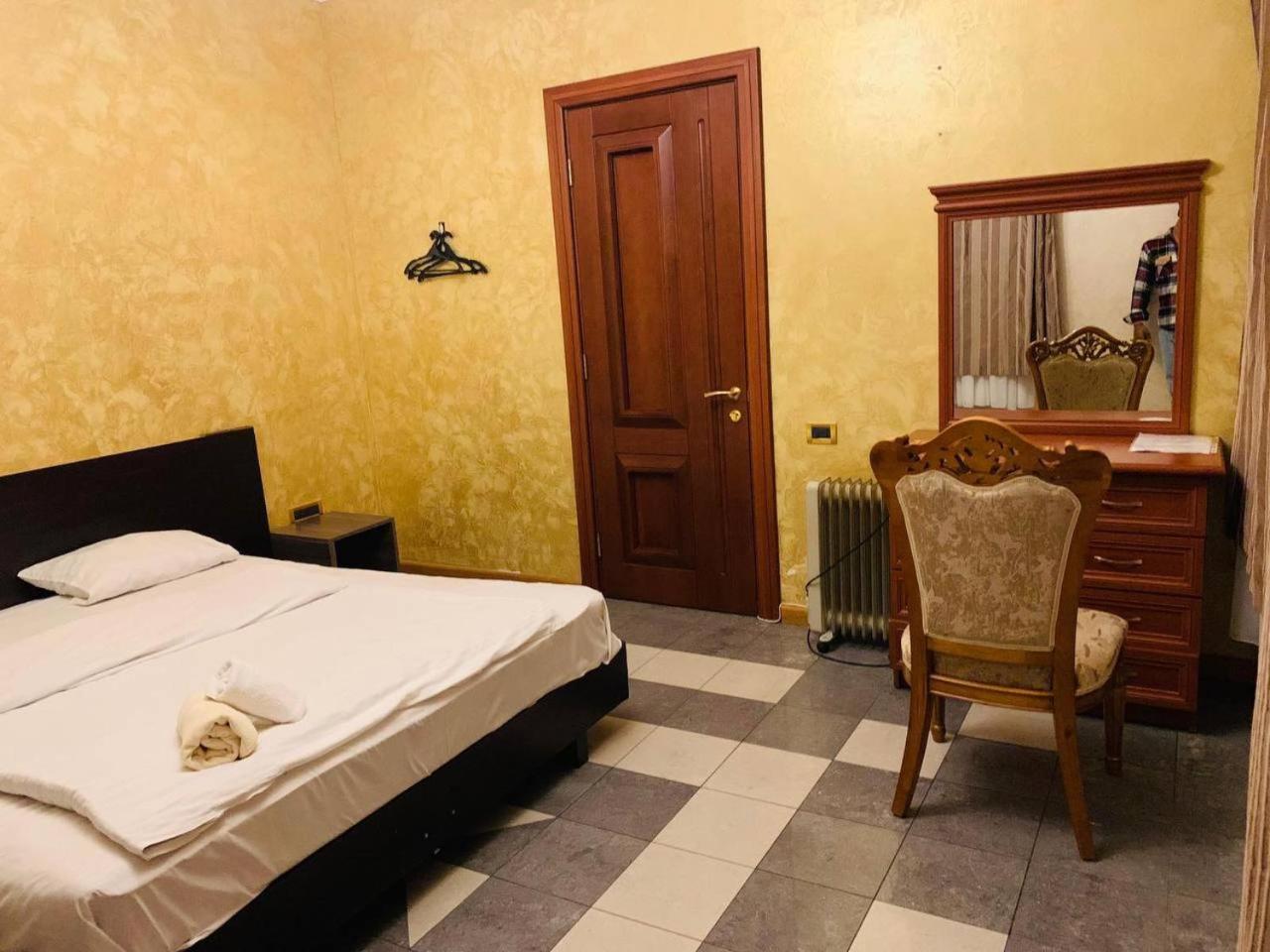 Hajime hotel-hostel