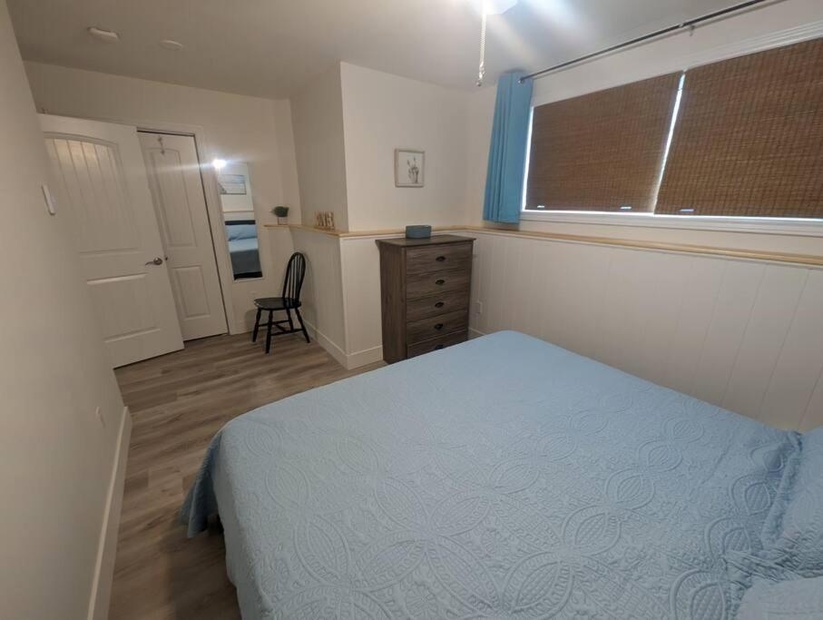 Springhouse Seaside Retreat 2-Bedroom on the Bay