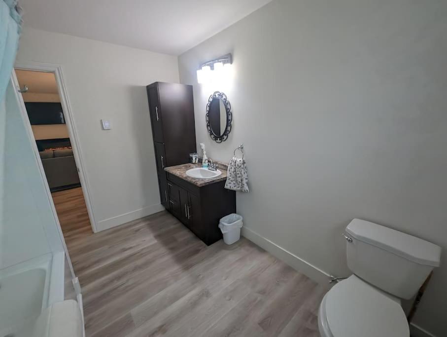 Springhouse Seaside Retreat 2-Bedroom on the Bay
