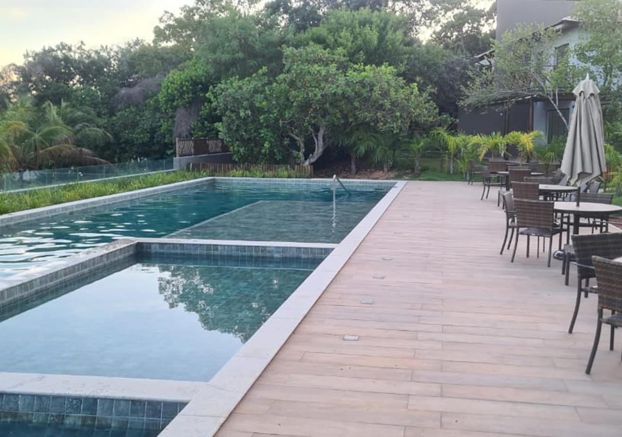 Linda casa, para 8 pessoas, 2 Suites, 1 quarto, piscina, fitness, Praia do Forte