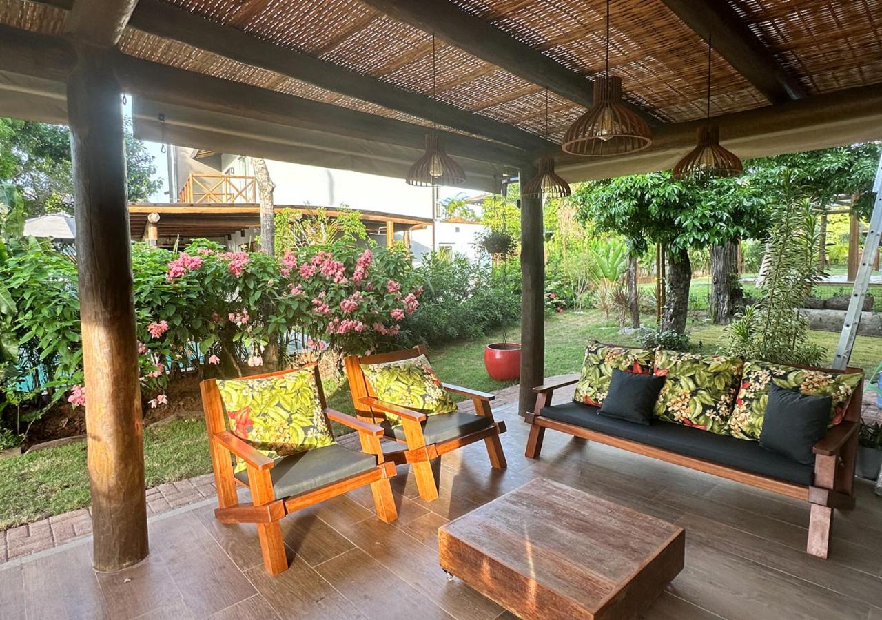 Linda casa, para 8 pessoas, 2 Suites, 1 quarto, piscina, fitness, Praia do Forte