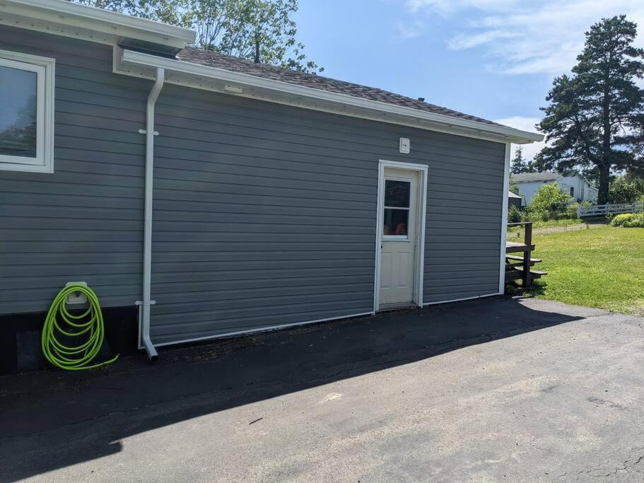 Springhouse Cozy Oceanview 1-Bedroom Apartment