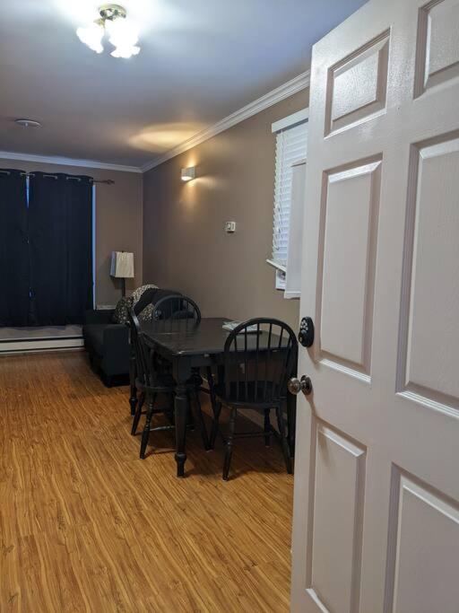 Springhouse Cozy Oceanview 1-Bedroom Apartment