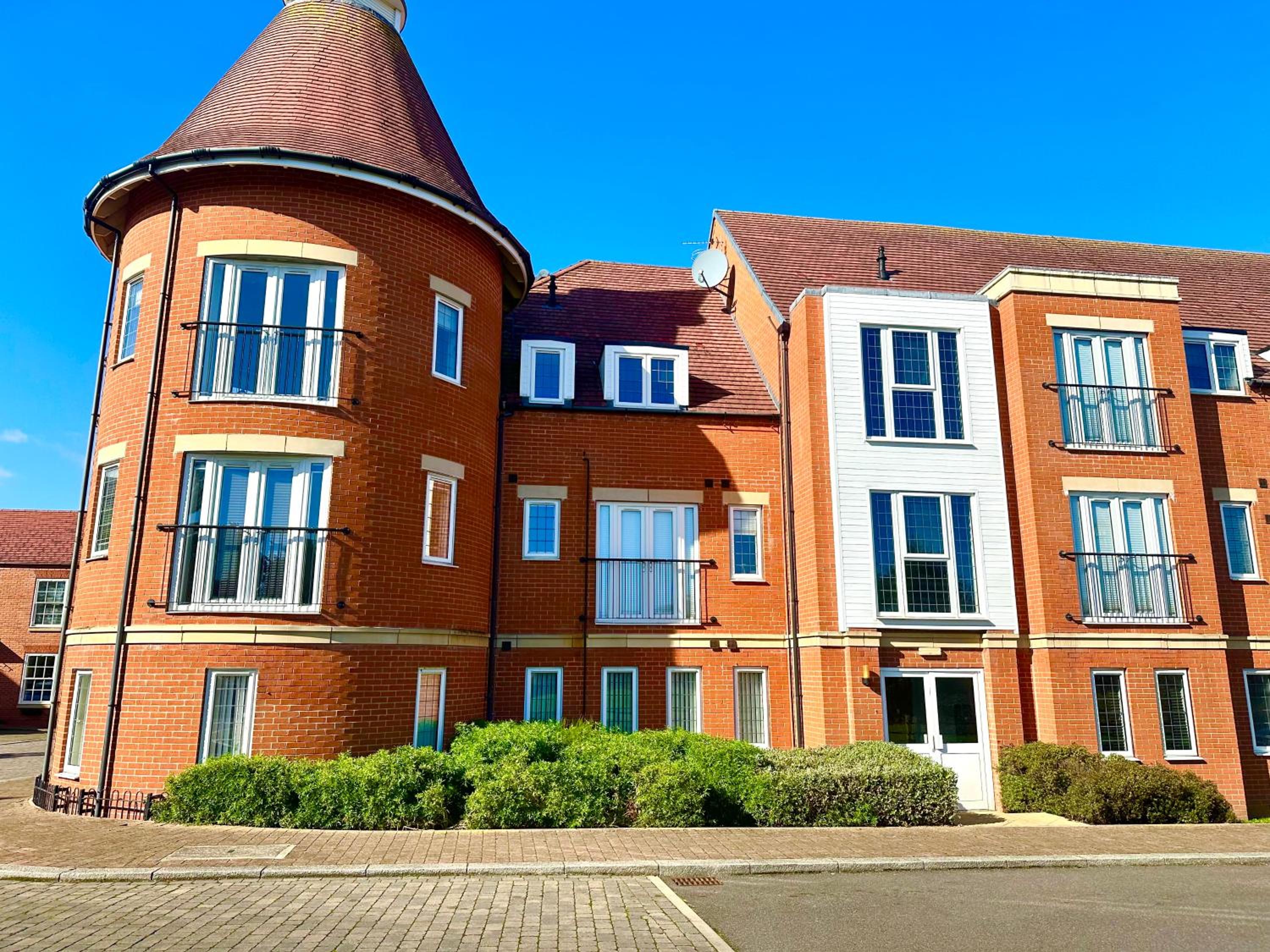 The Hideaway Apartment - 5 STARS with Visit Cleethorpes view 5